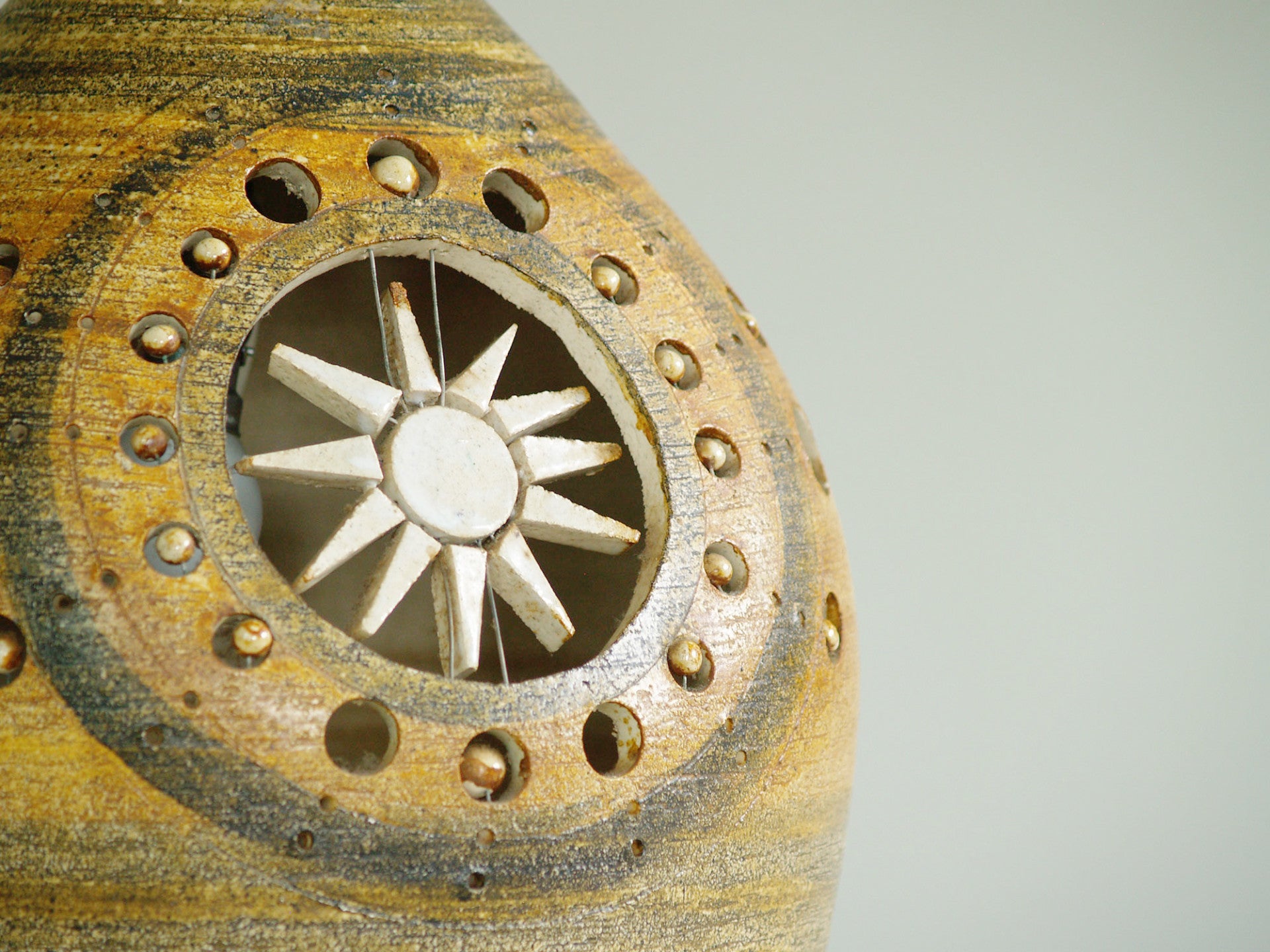 Lampe de Georges Pelletier, France (vers 1965)..Lamp by Georges Pelletier, France (circa 1965)