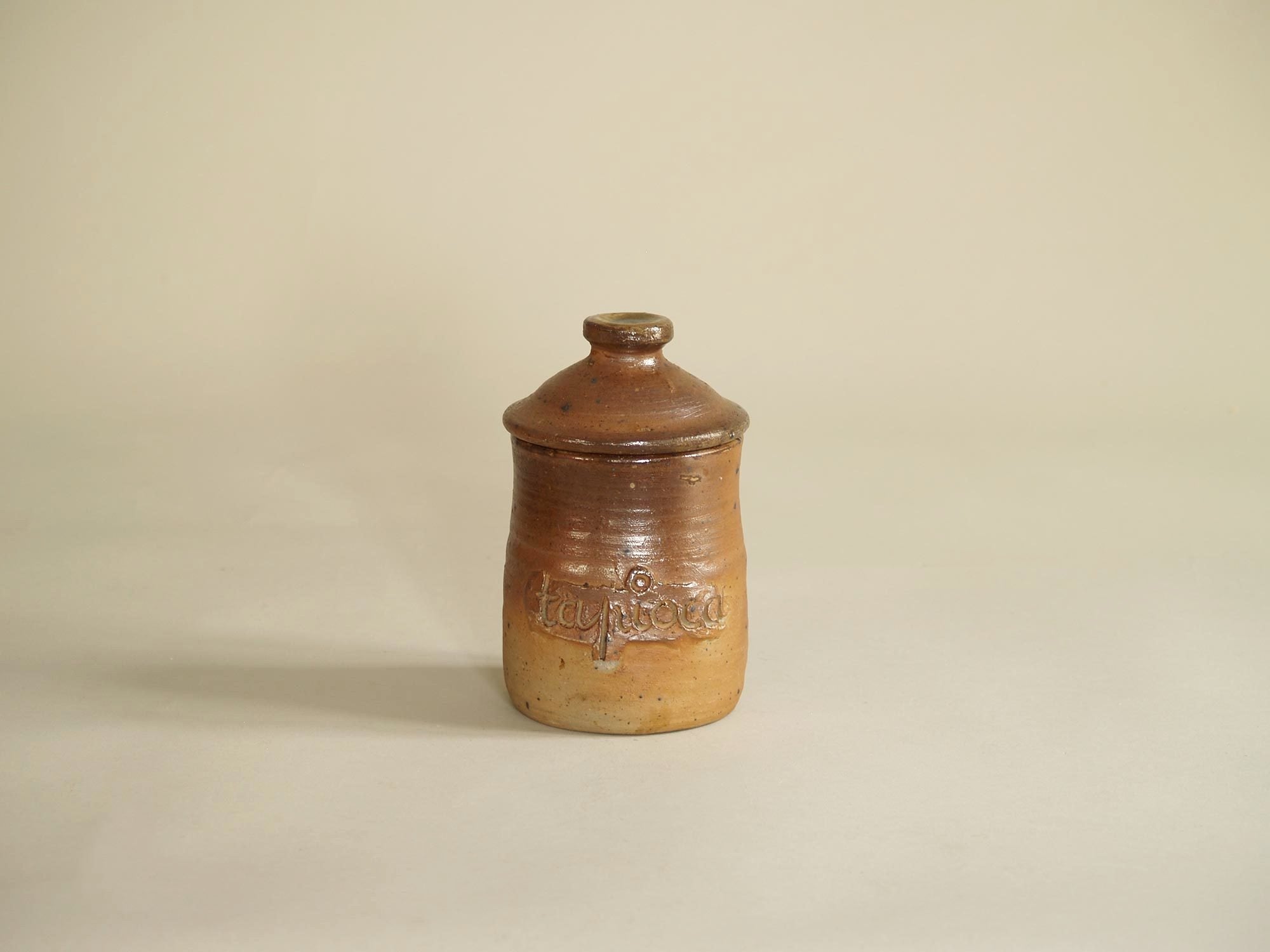 Ensemble de pots par Jean & Jacqueline Lerat, France (vers 1953)..Set of pots by Jean & Jacqueline Lerat, France (circa 1953)