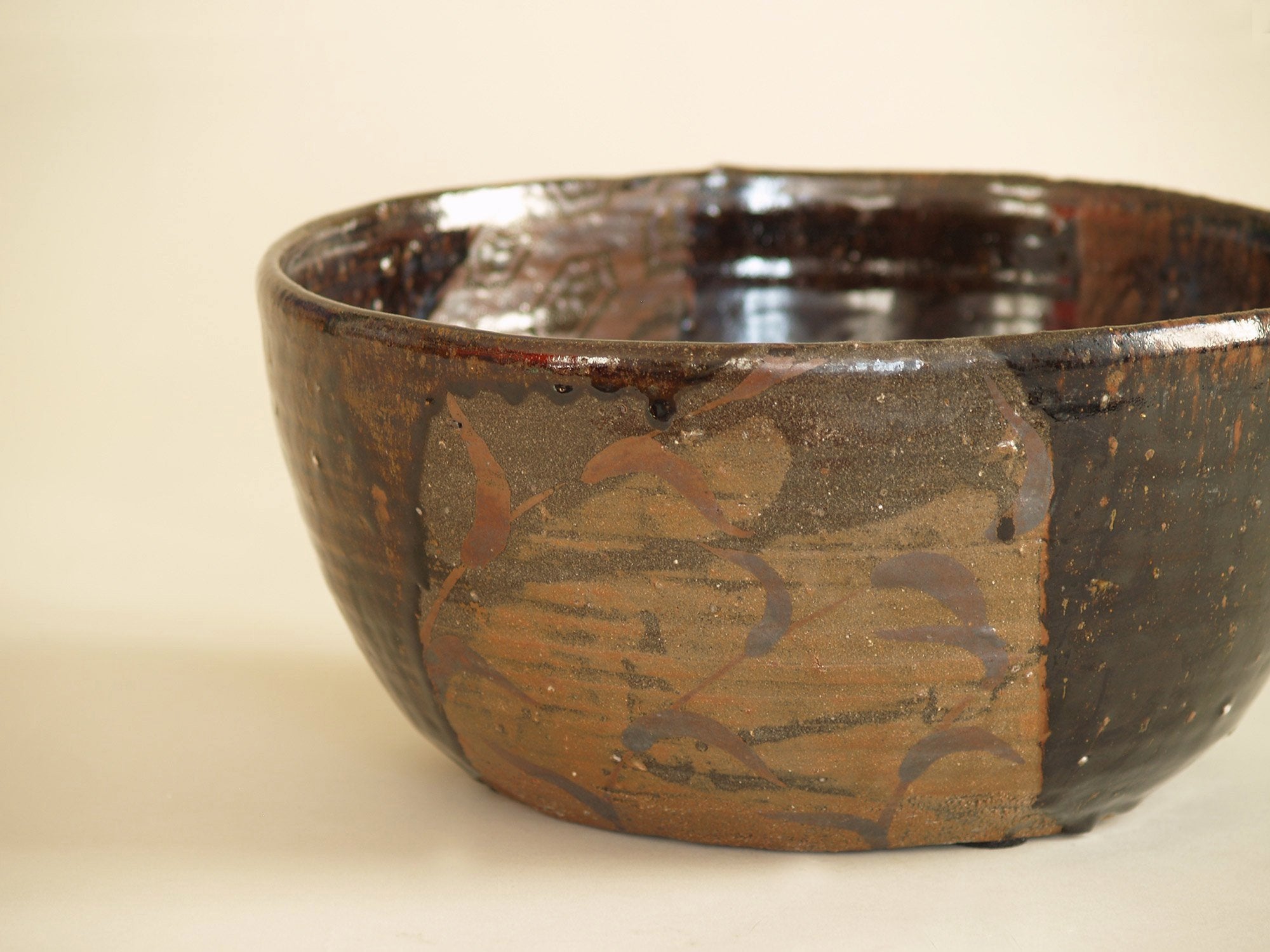 Monumental chawan collectif pour cérémonie du thé Ochamori, Japon (vers 1930-50)..Seto ware big chawan bowl for big Ochamori tea ceremony, Japan (ca. 1930-50)