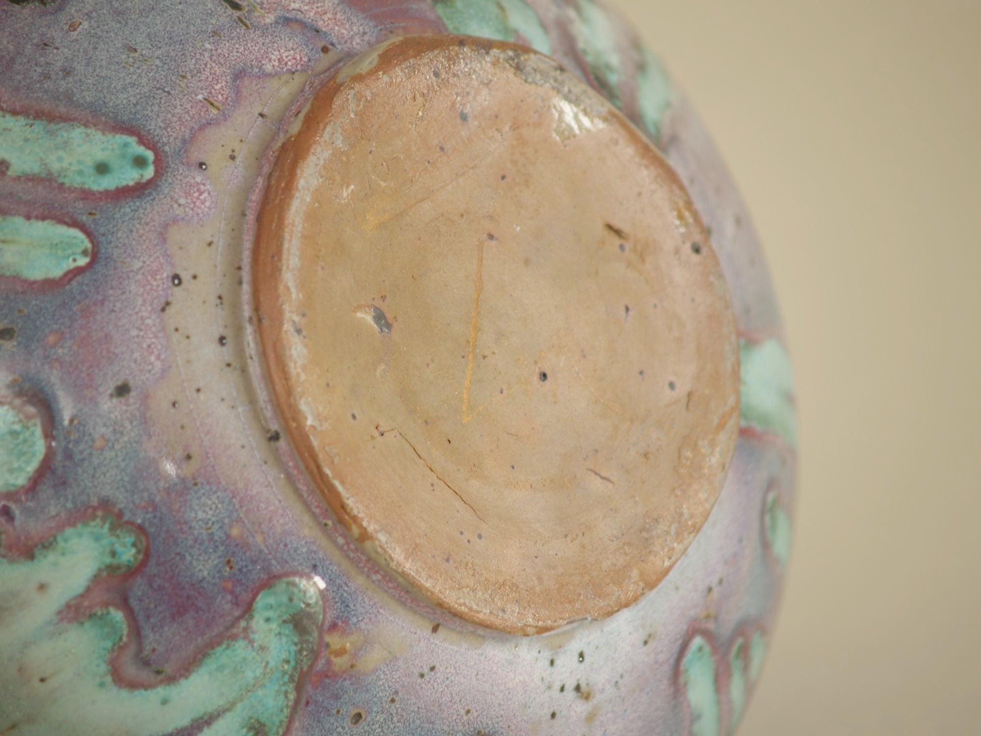 Rare coupe japoniste d'Eugène Lion pour Primavera, France (vers 1915‑20)..Japonisme Bowl by Eugène Lion for Primavera, France (ca. 1915‑20)