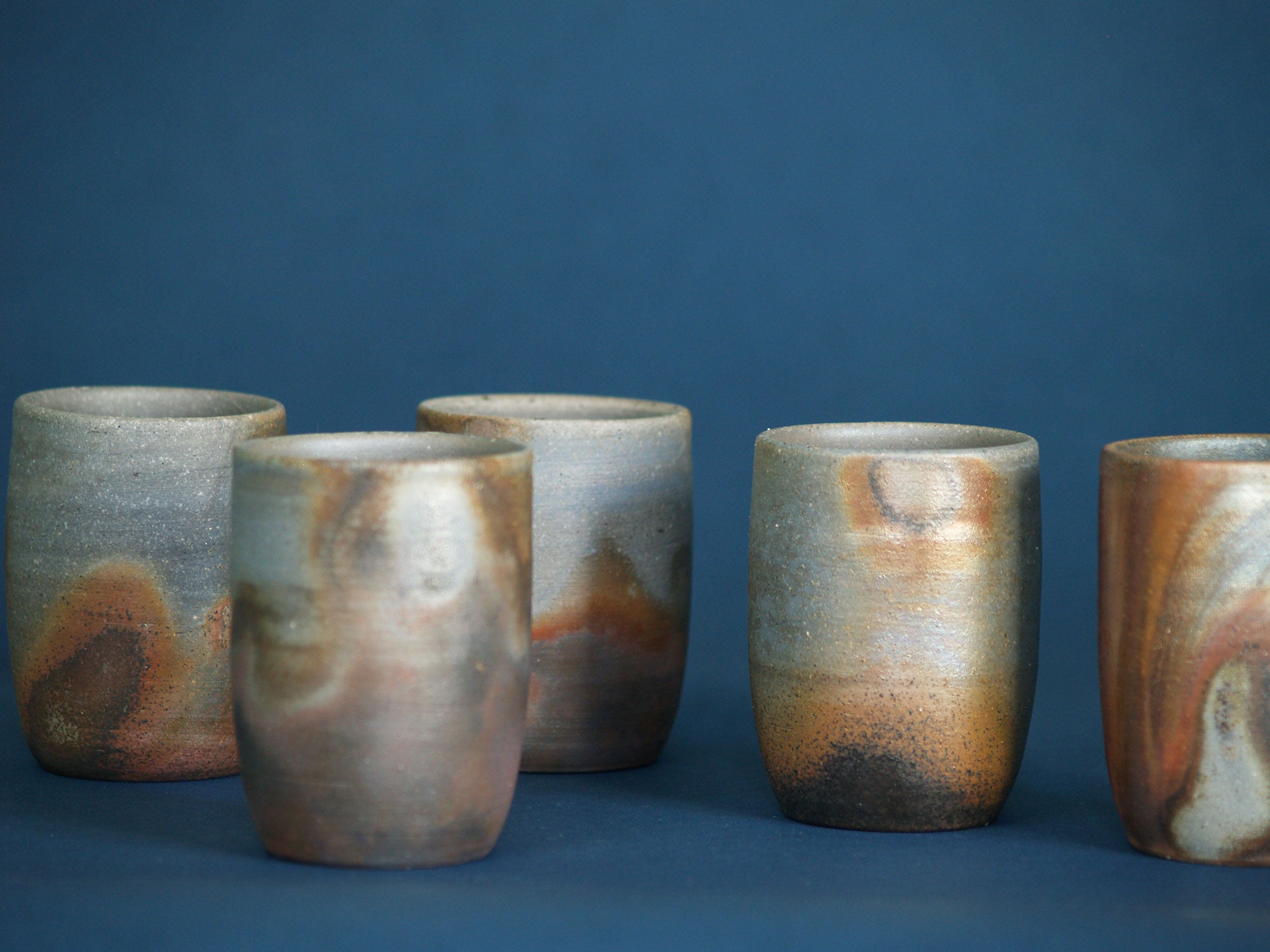 Service à thé de Bizen, Japon (vers 1990)..Teacups set of Bizen ware, Japan (ca. 1990)