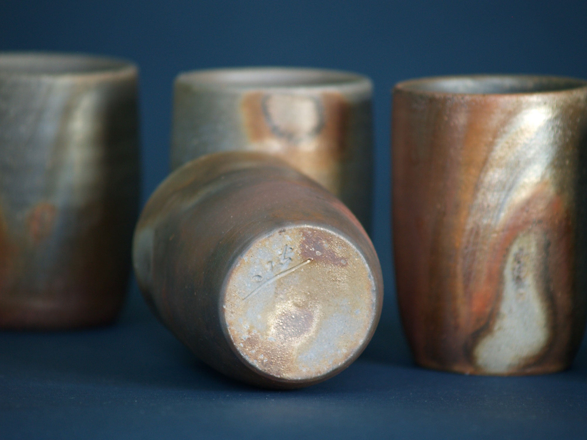 Service à thé de Bizen, Japon (vers 1990)..Teacups set of Bizen ware, Japan (ca. 1990)