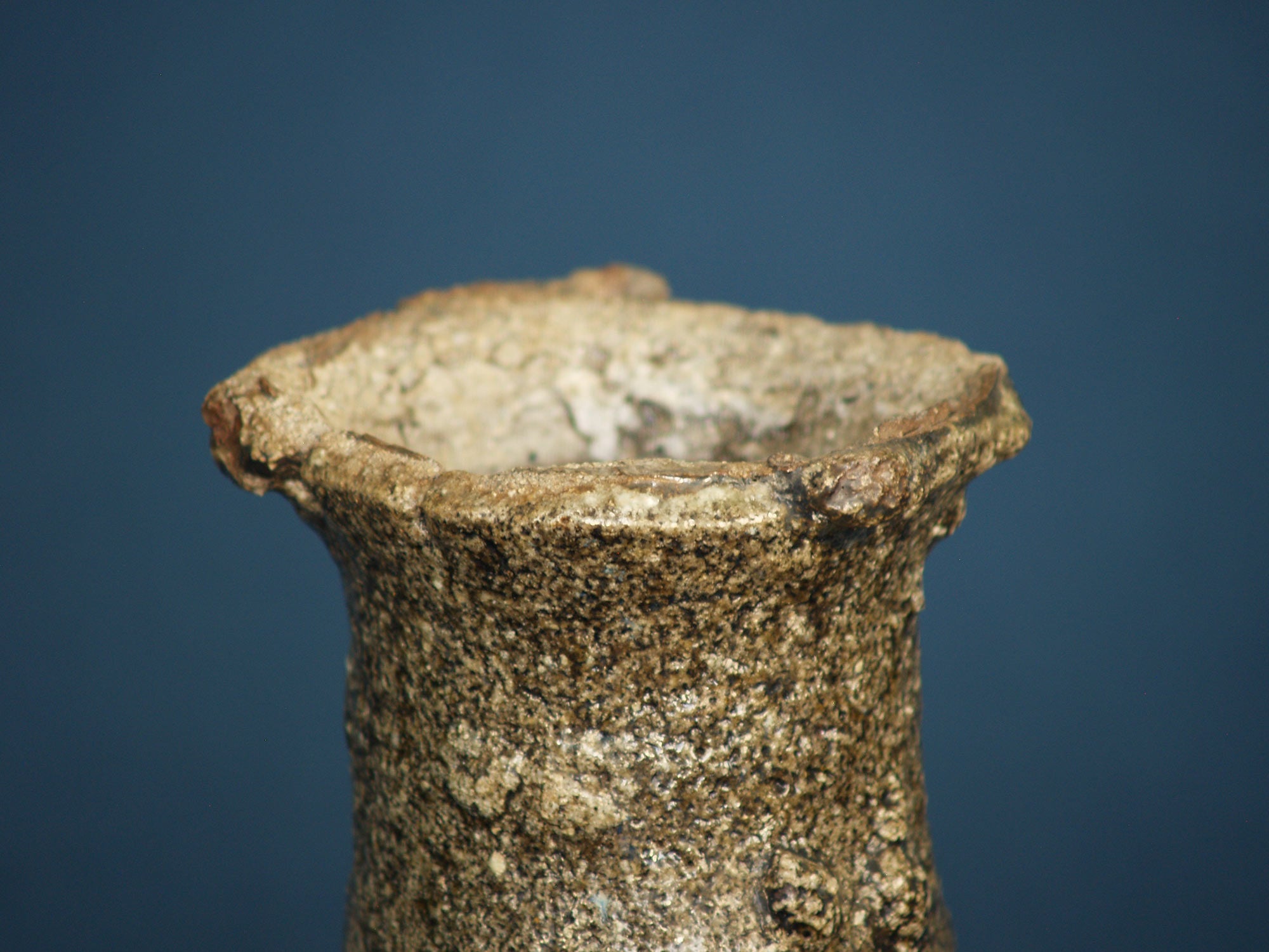 Mitate, Vase Hanaire Haikaburi, Japon (vers 1880)..Mitate Freeform Haikaburi Hanaire vase, Japan (ca. 1880)