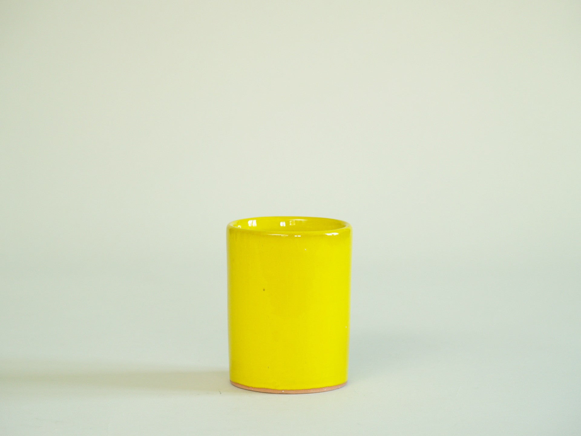 Vase rouleau de Robert Picault, France (vers 1955)..Cylindrical Vase by Robert Picault, France (circa 1955)