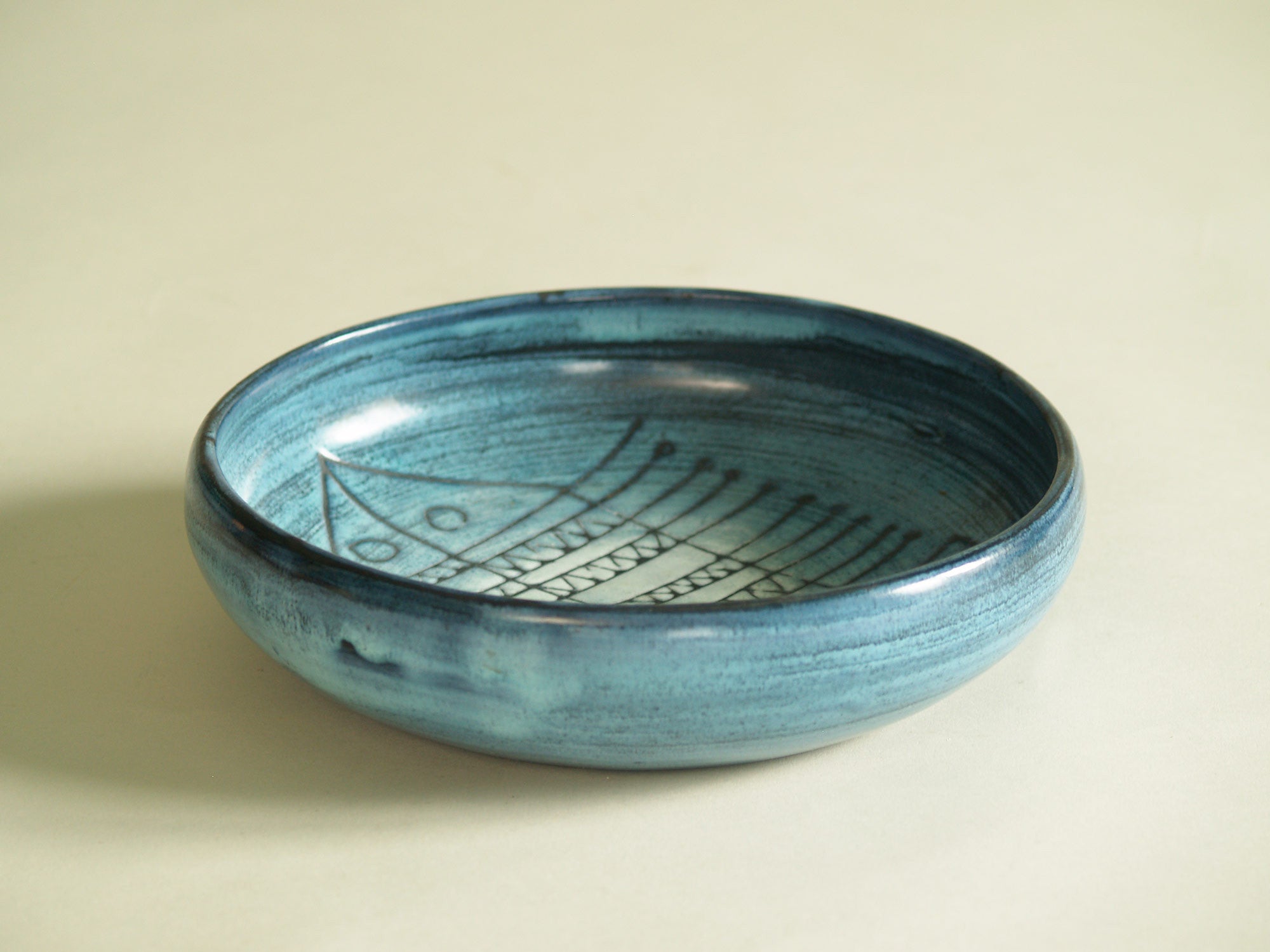 Coupe de Jacques Pouchain, France (vers 1959)..Bowl by Jacques Pouchain, France (ca. 1959)