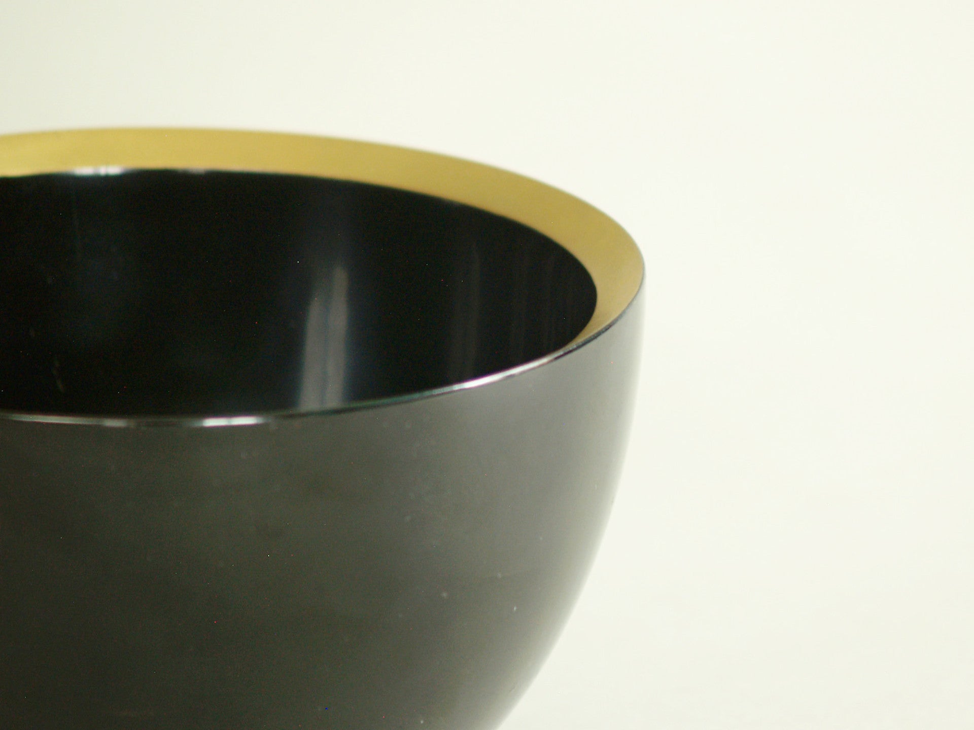 Coupe Mingei Haisen en laque, Japon (vers 1930)..Mingei Haisen lacquer Bowl, Japan (circa 1930)
