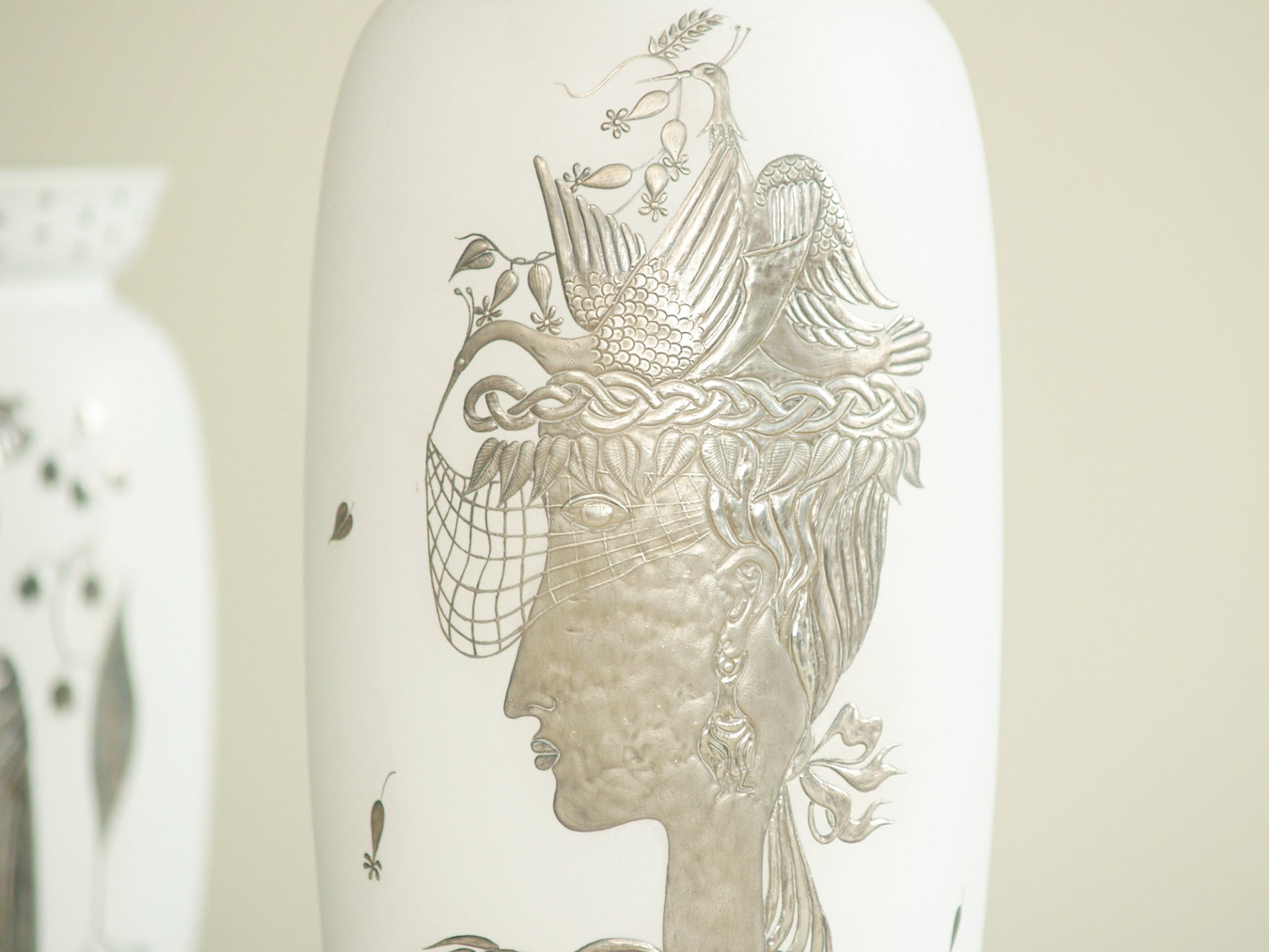 Ensemble de deux vases Grazia de Stig Lindberg pour Gustavsberg, Suède (années 1940)..Set of two Grazia Vases by Stig Lindberg for Gustavsberg, Sweden (circa 1940)