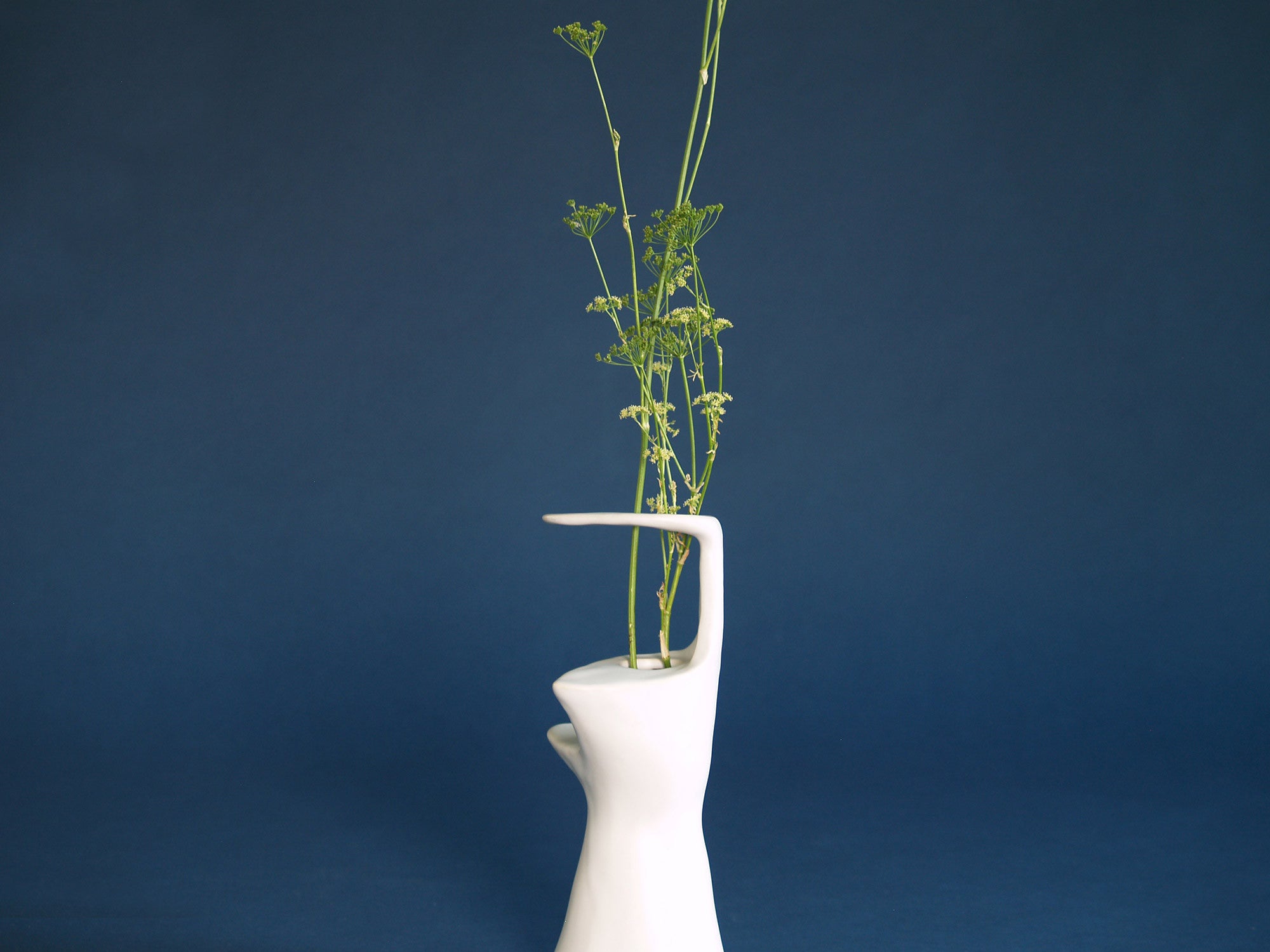 Sculpture‑Vase dans le style de Michel Lucotte, France (Années 1950)..Sculpture‑vase in the style of Michel Lucotte, France (1950)
