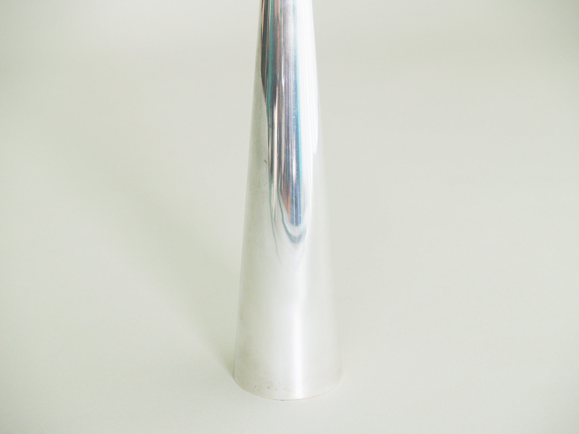 Vase Cardinale de Lino Sabattini pour Gallia & Christofle, France (vers 1957)..“Cardinale“ Vase by Lino Sabattini for Gallia & Christofle, France (circa 1957)