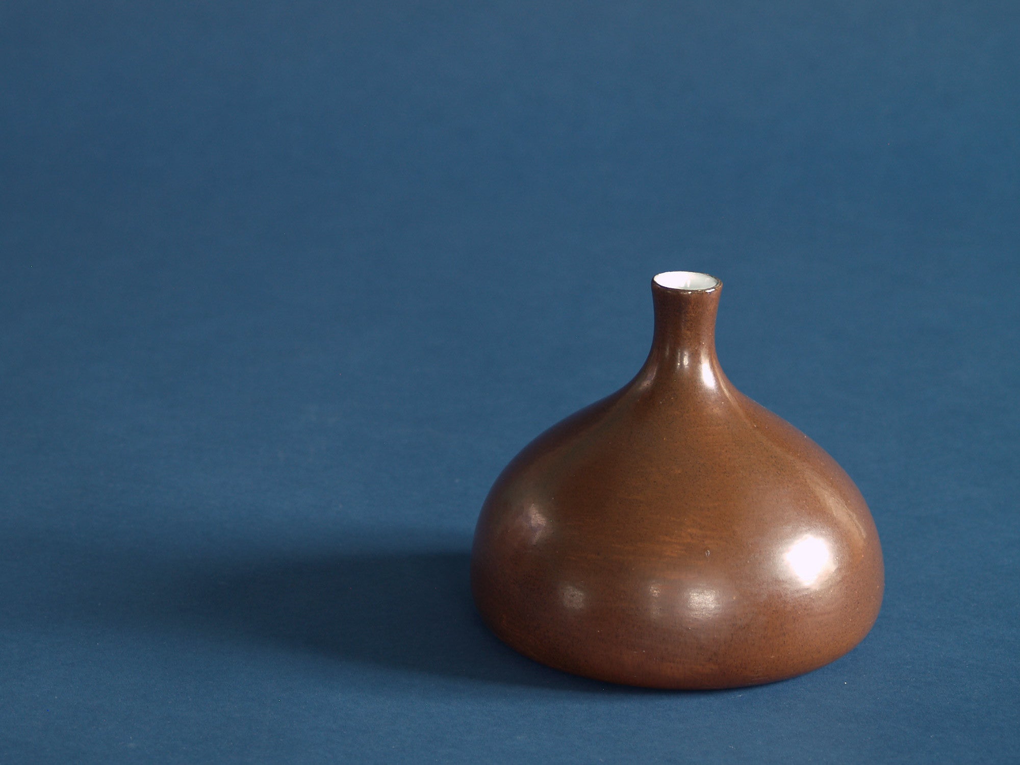 Vase Figue de Jean Payen, France (vers 1970)..Vase by Jean Payen, France (1970)