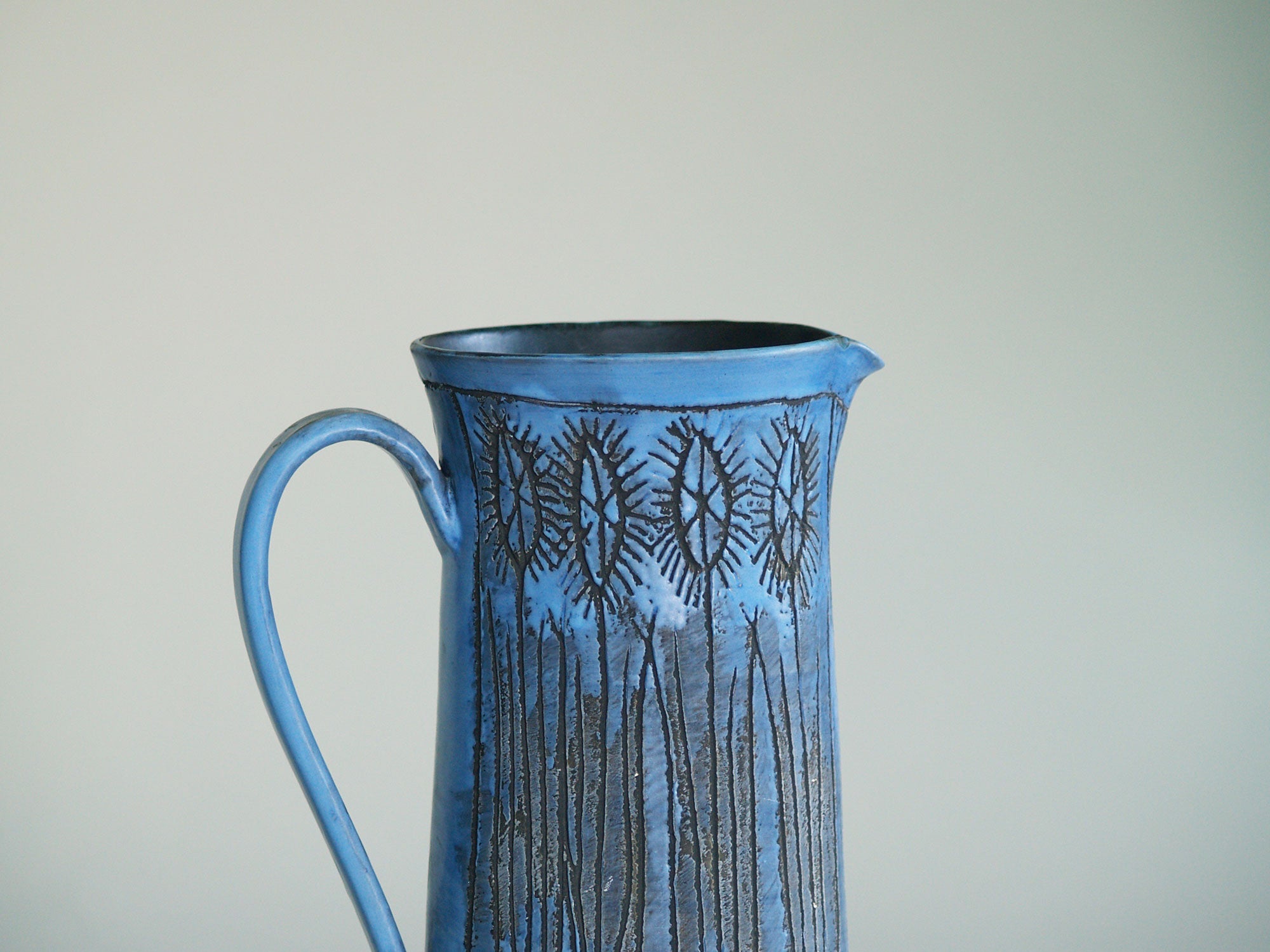 Pichet‑Vase de Jacques Pouchain, France (1958)..Pitcher by Jacques Pouchain, France (1958)