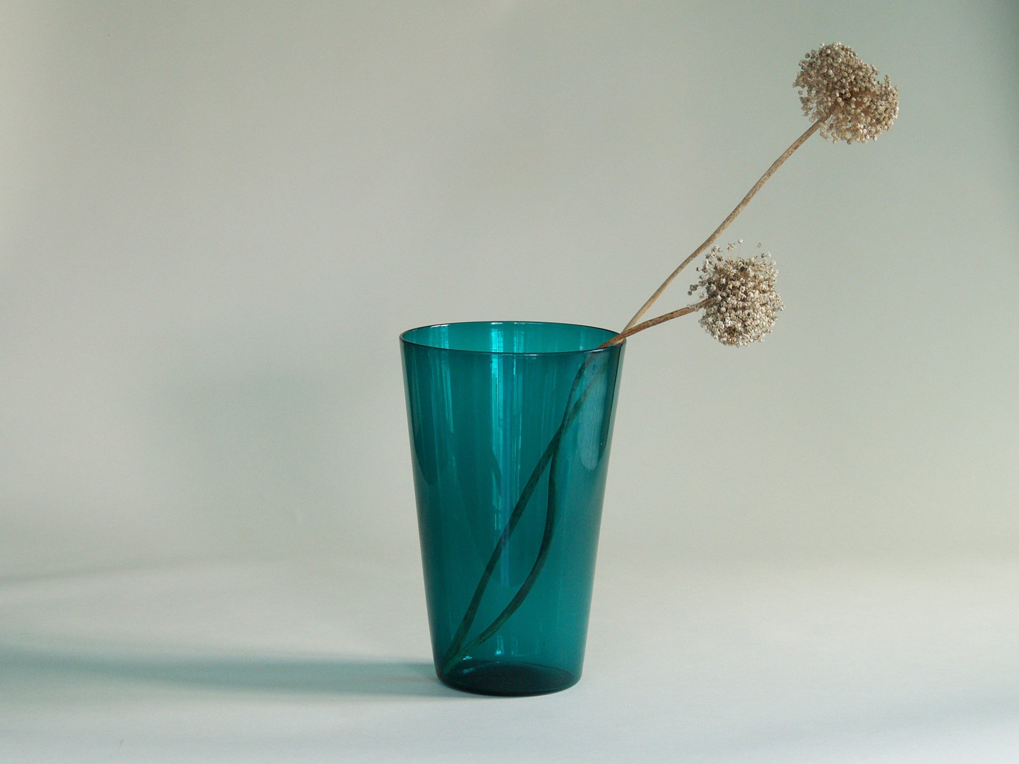 Vase monumental de Carlo Scarpa pour Venini, Italie (vers 1950)..Monumental vase for Venini by Carlo Scarpa, Italy (circa 1950)