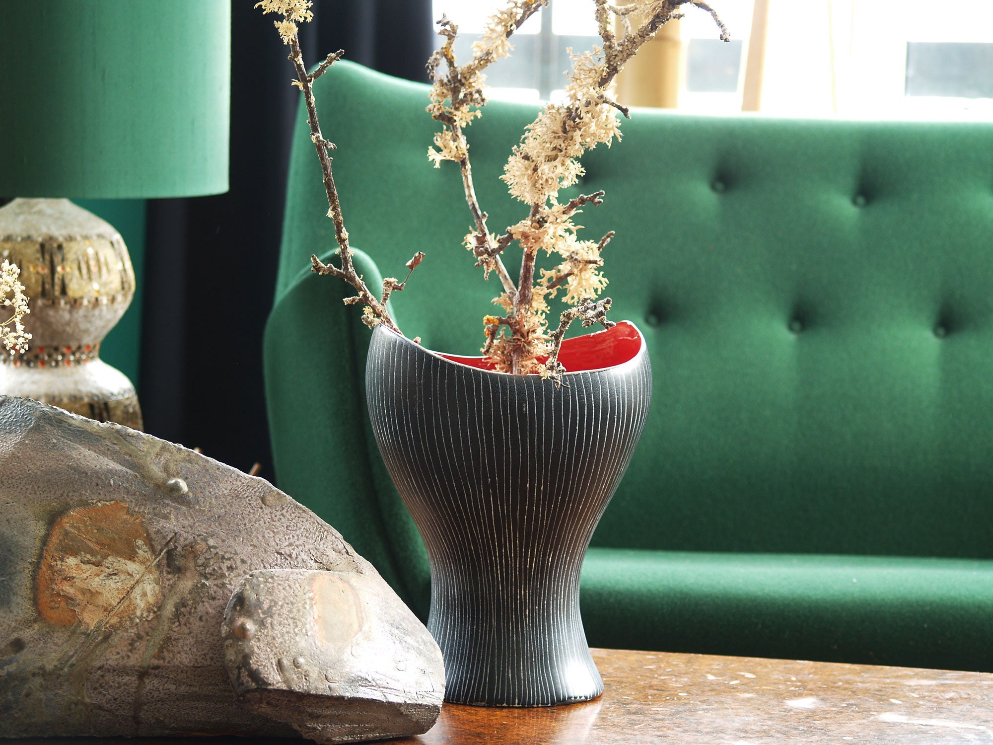 Vase corolle de Jean de Lespinasse, France (vers 1958)..Free form Vase by Jean de Lespinasse, France (circa 1958)