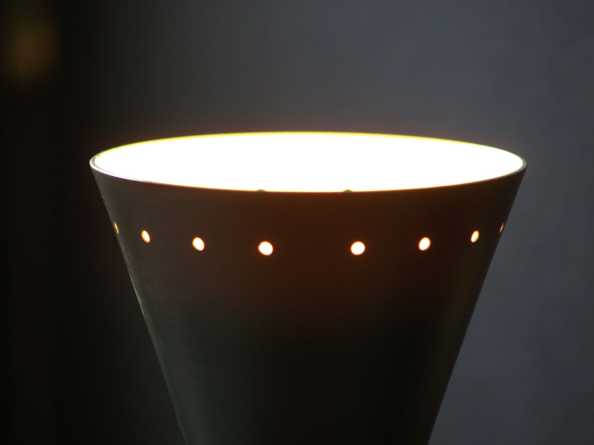 Applique moderniste modernariato, Italie (style 1950) / (5 unités disponibles)..Modernist modernariato wall light, Italy (1950 style) / (5 units available)