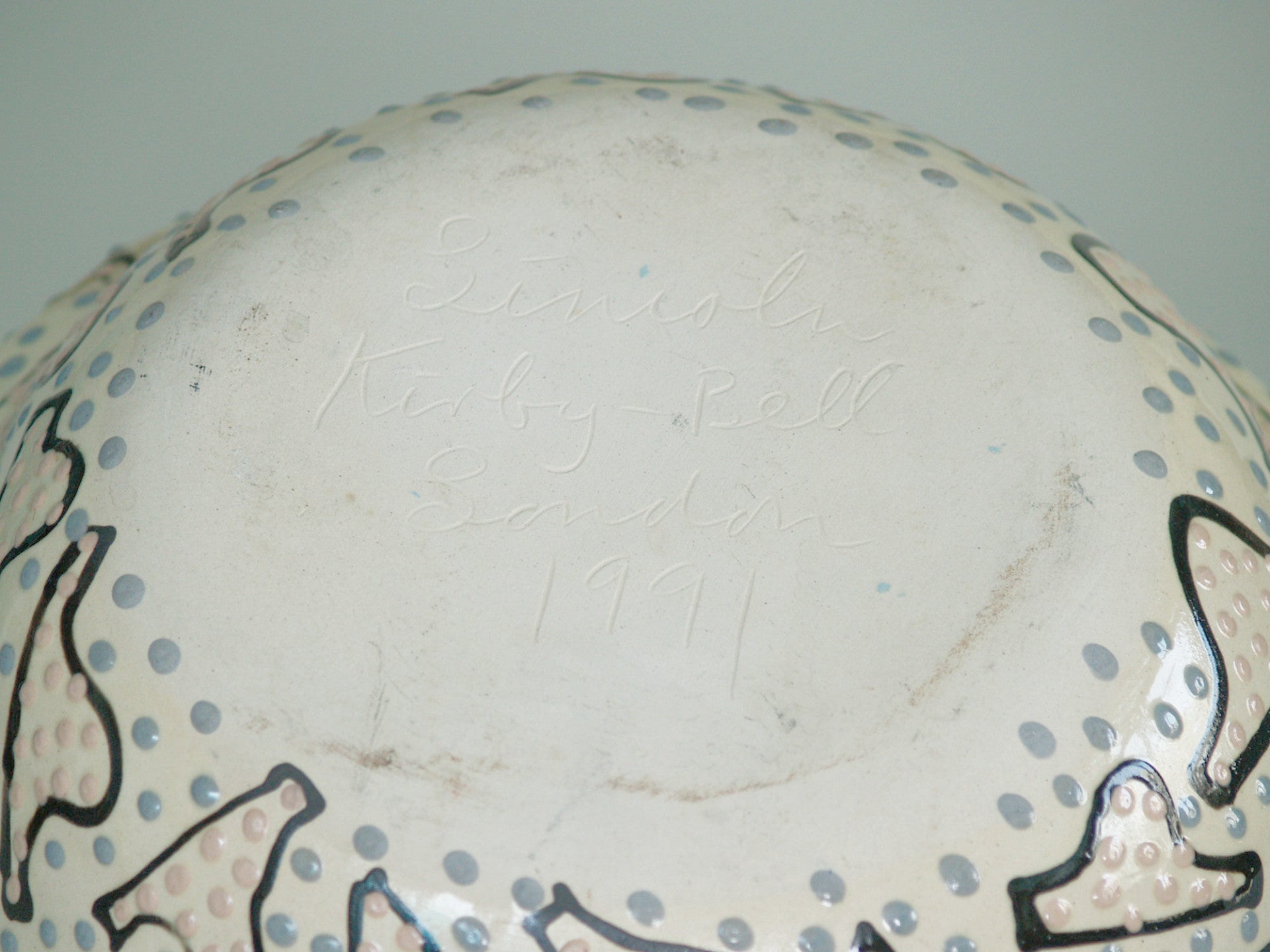 Coupe de Lincoln Kirby-Bell, Angleterre (1991)..Large bowl by Lincoln Kirby-Bell, United‑Kingdom (1991)