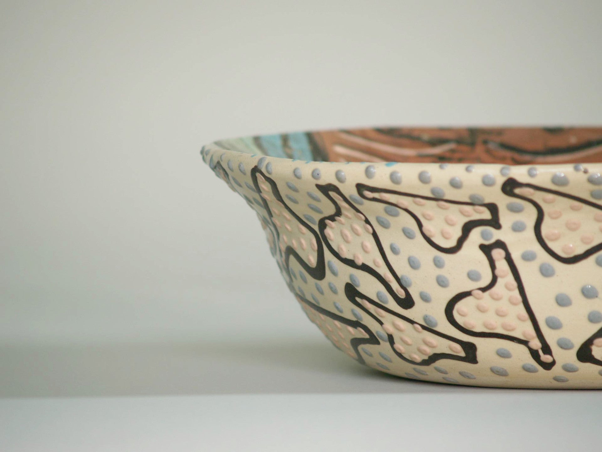 Coupe de Lincoln Kirby-Bell, Angleterre (1991)..Large bowl by Lincoln Kirby-Bell, United‑Kingdom (1991)