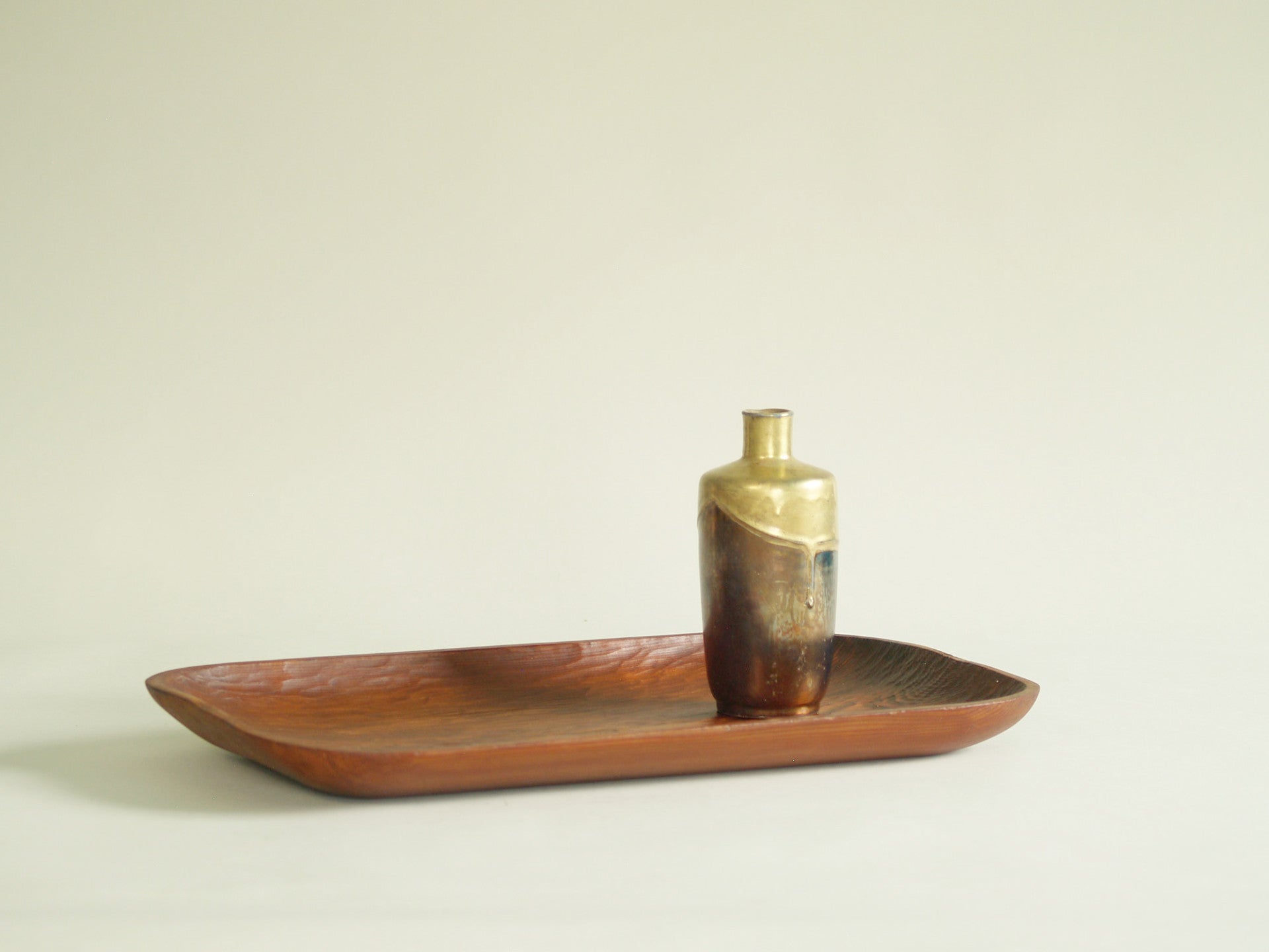Coupe / Plateau monoxyle, France (vers 1955)..Rectangular carved tray, France (circa 1955)