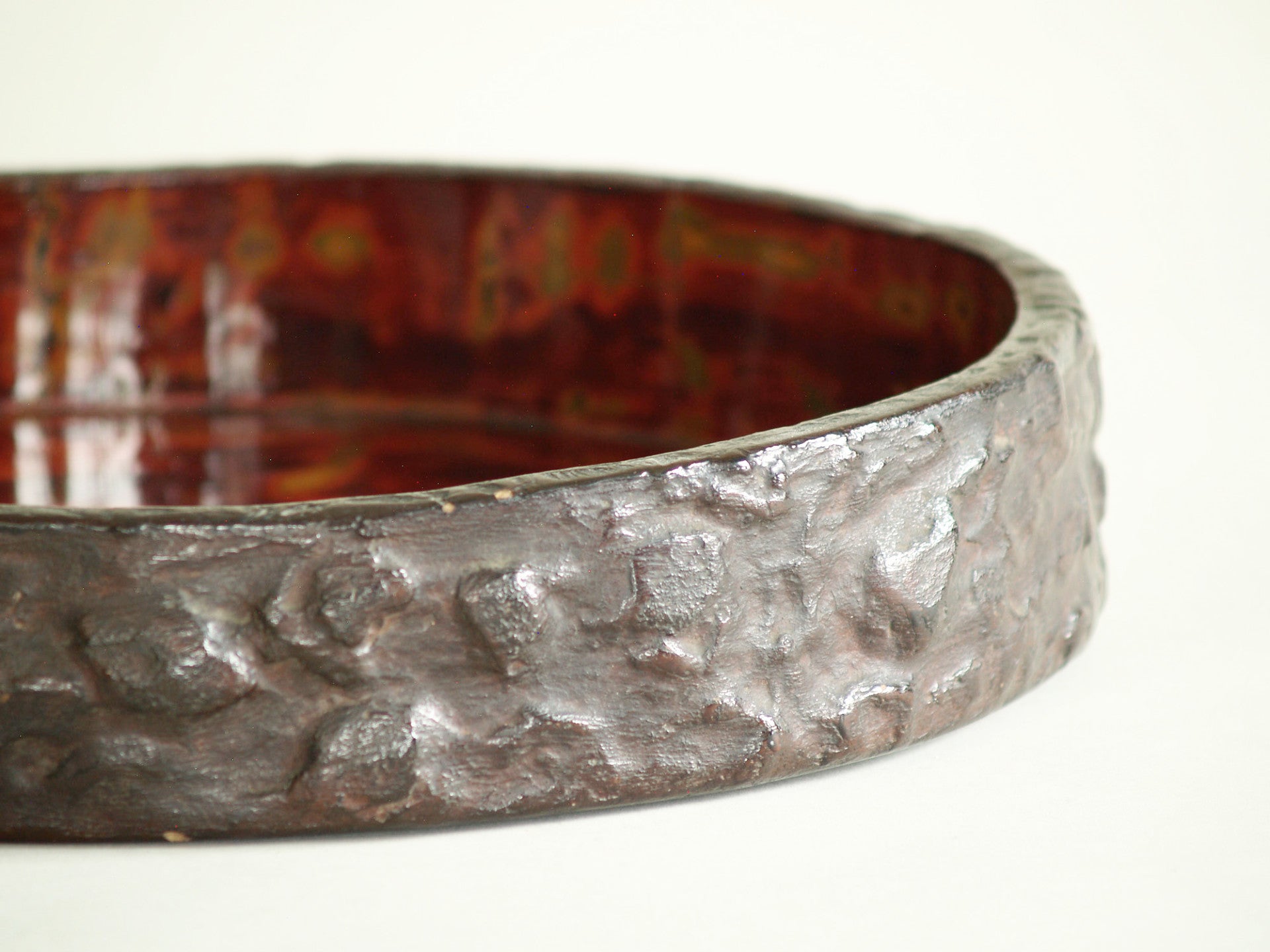 Rare coupe de laqueur, Mingei, Japon (vers 1900)..Mingei Lacquer Artisan’s tray, Japan (circa 1900)