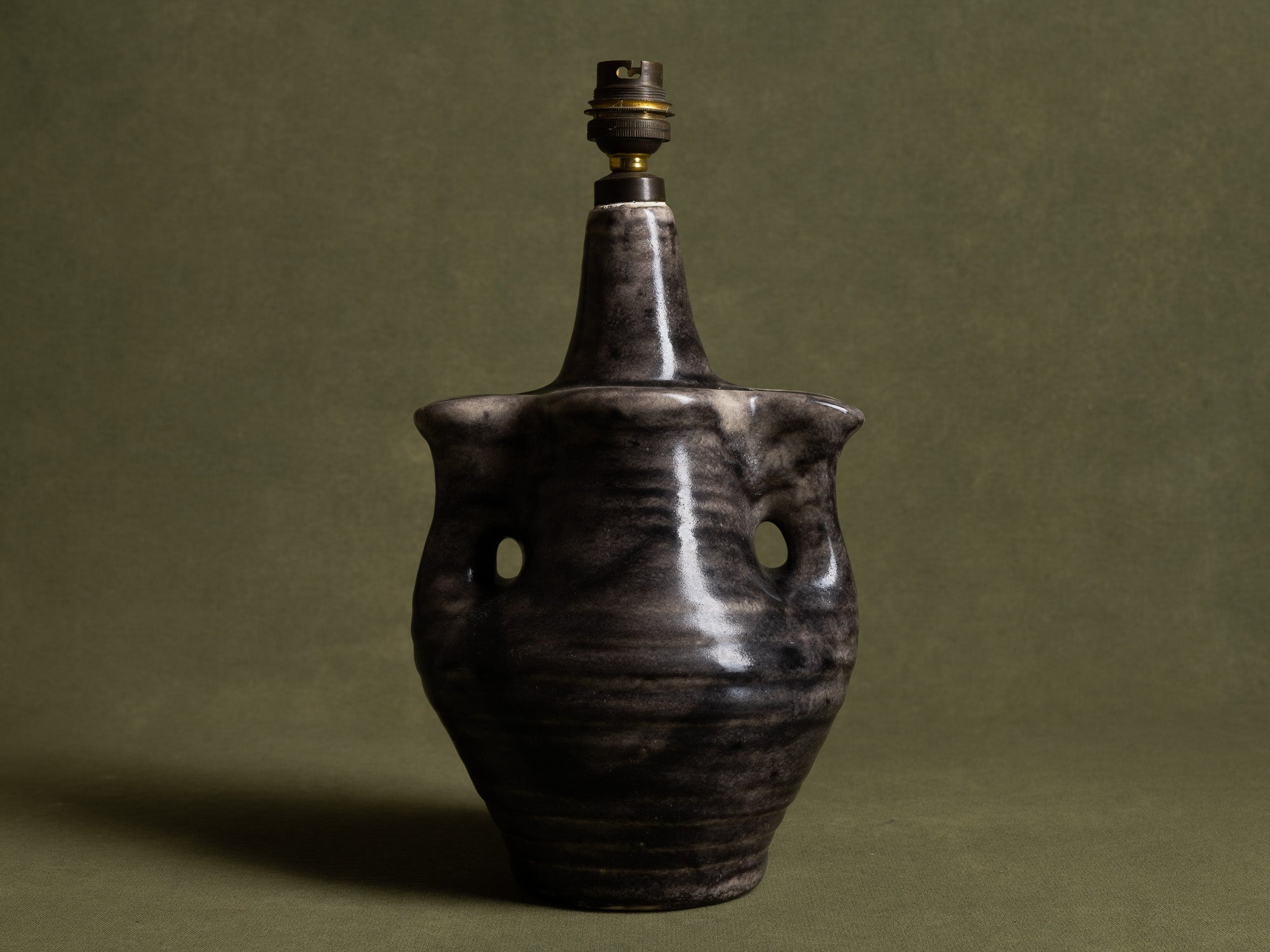 Rare lampe de table de Mado Jolain, France (vers 1955-58)..Unique table lamp by Mado Jolain, France (circa 1955-58)