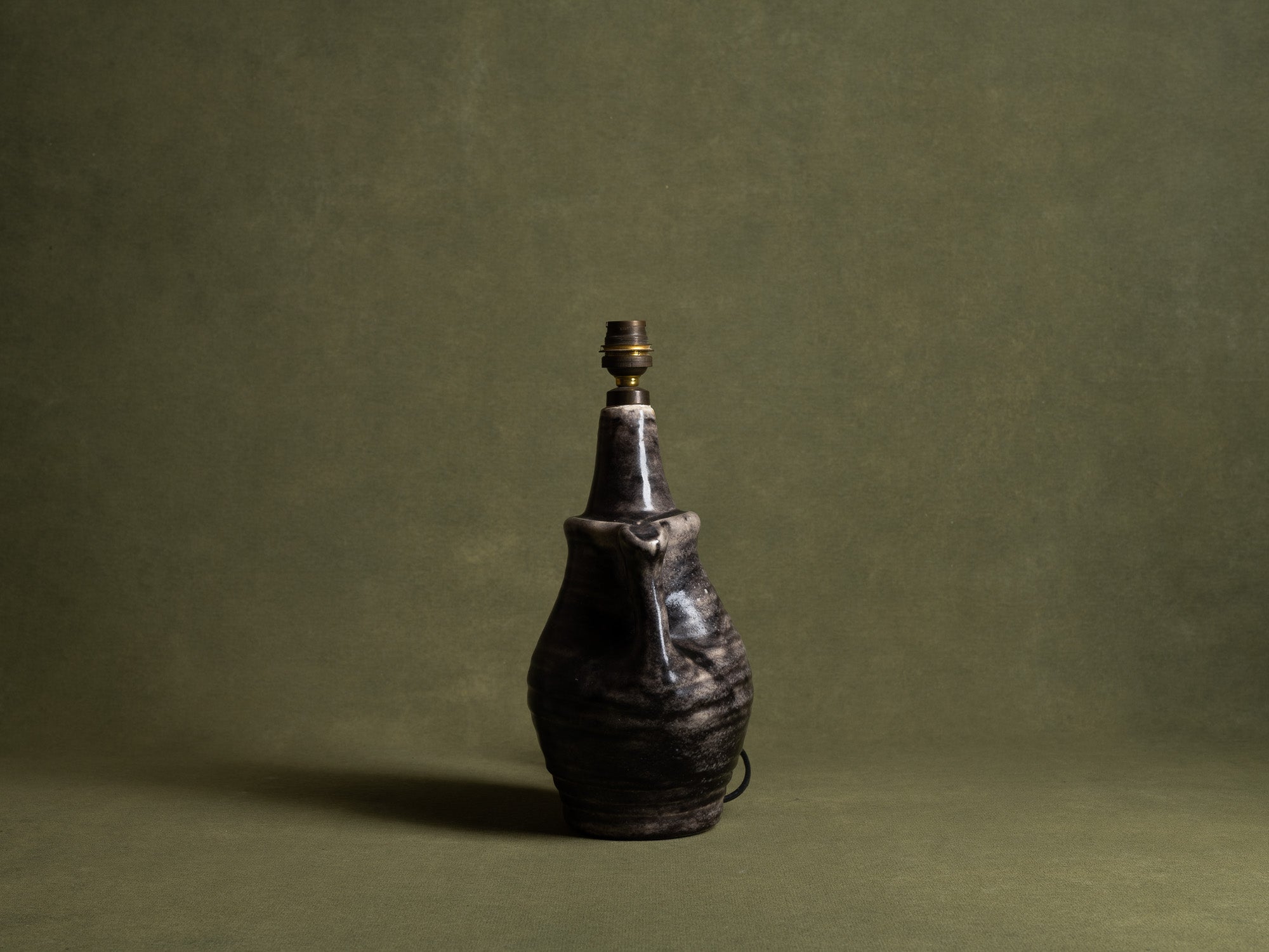 Rare lampe de table de Mado Jolain, France (vers 1955-58)..Unique table lamp by Mado Jolain, France (circa 1955-58)