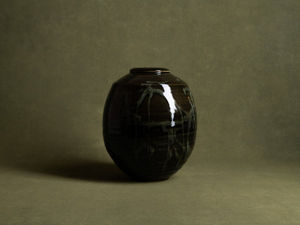 Grand vase à décor japonisant de Philippe Dubuc, France (vers 1980)..Huge japonist ceramic vase by philippe Dubuc, France (circa 1980)