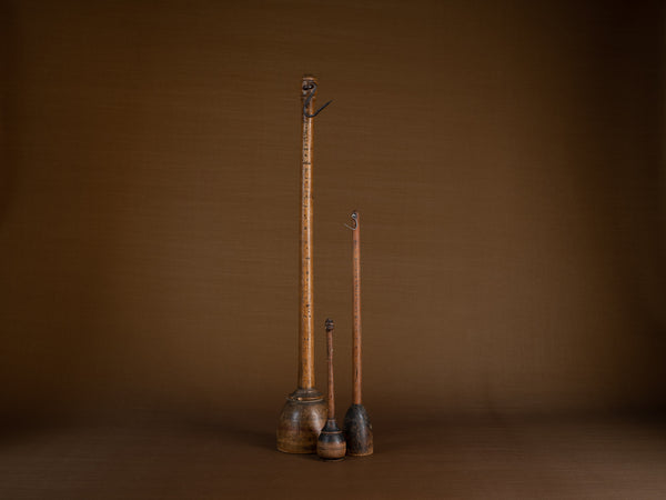 Mitate mono, trio de poids de balance romaine, Suède (XIXe siècle)..Mitate mono, trio of Roman balance weights, Sweden (19th century)