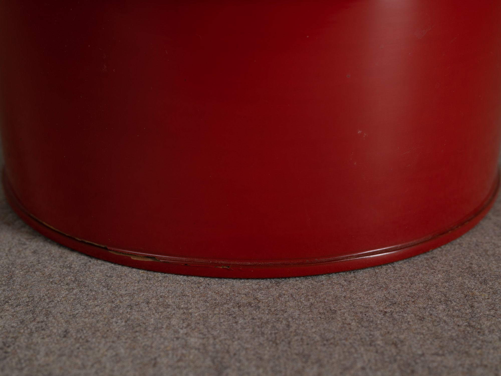 Ancienne boîte en laque rouge urushi, Japon (Première partie du XXe siècle)..Old urushi red lacquer box, Japan (First part of the 20th century)