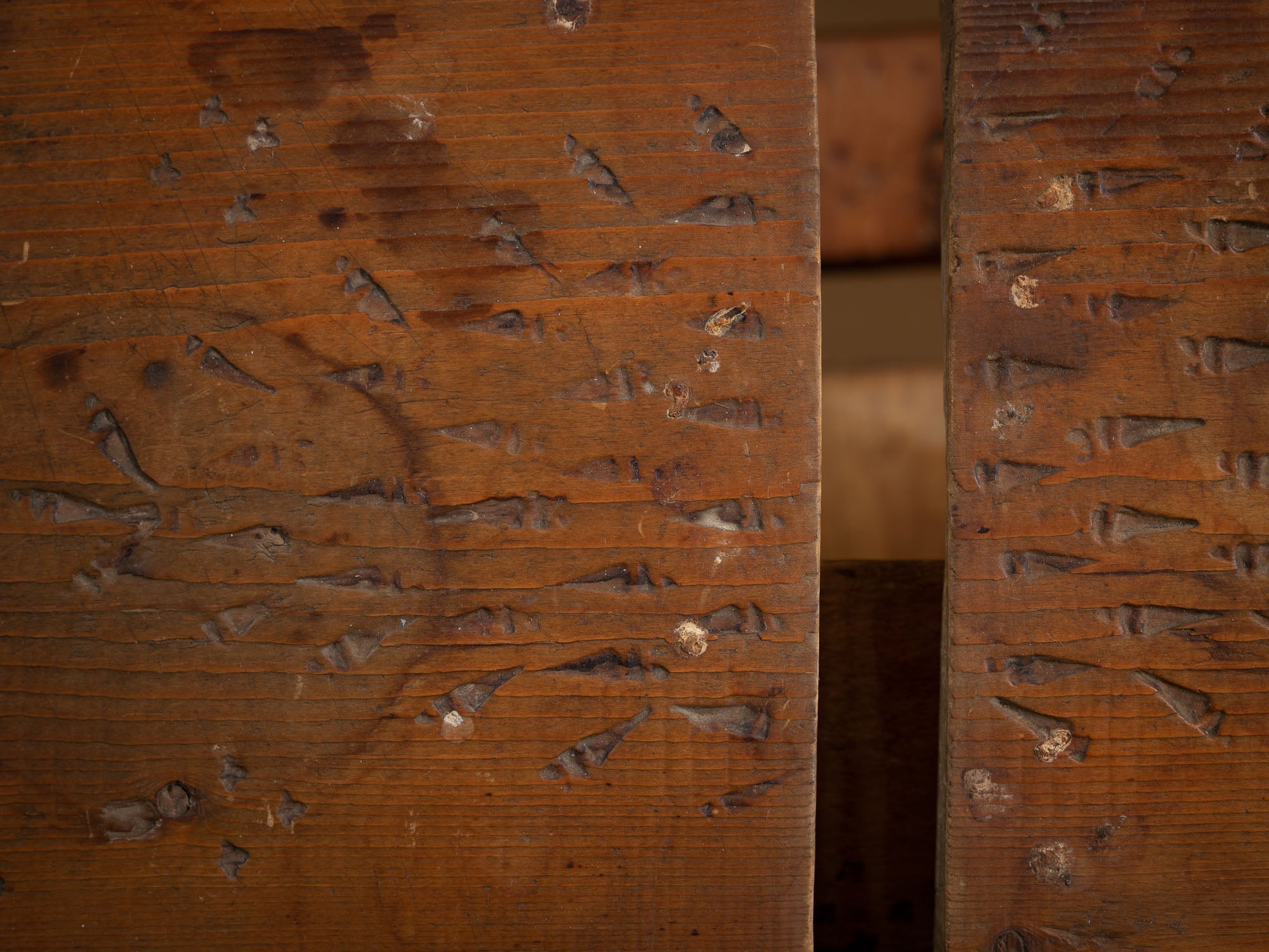 Ancienne boîte en lames de bouleau courbées, Suède (XIXe siècle)..Old birch slat box, Sweden (19th century)