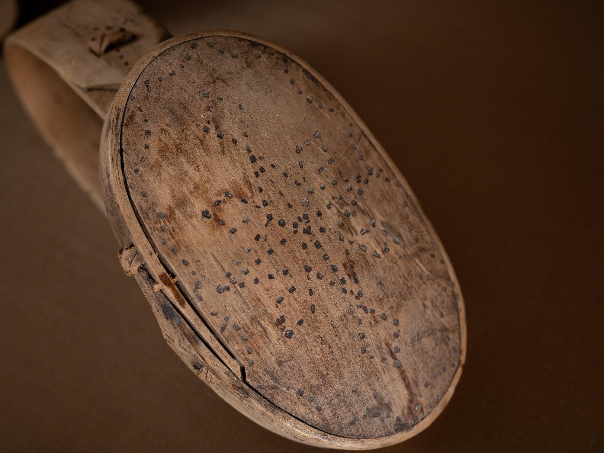 Ensemble d'anciennes boîtes en lames de bouleau courbées, Suède (XVIIe siècle)..Old birch slat boxes, set of 2, Sweden (17th century)