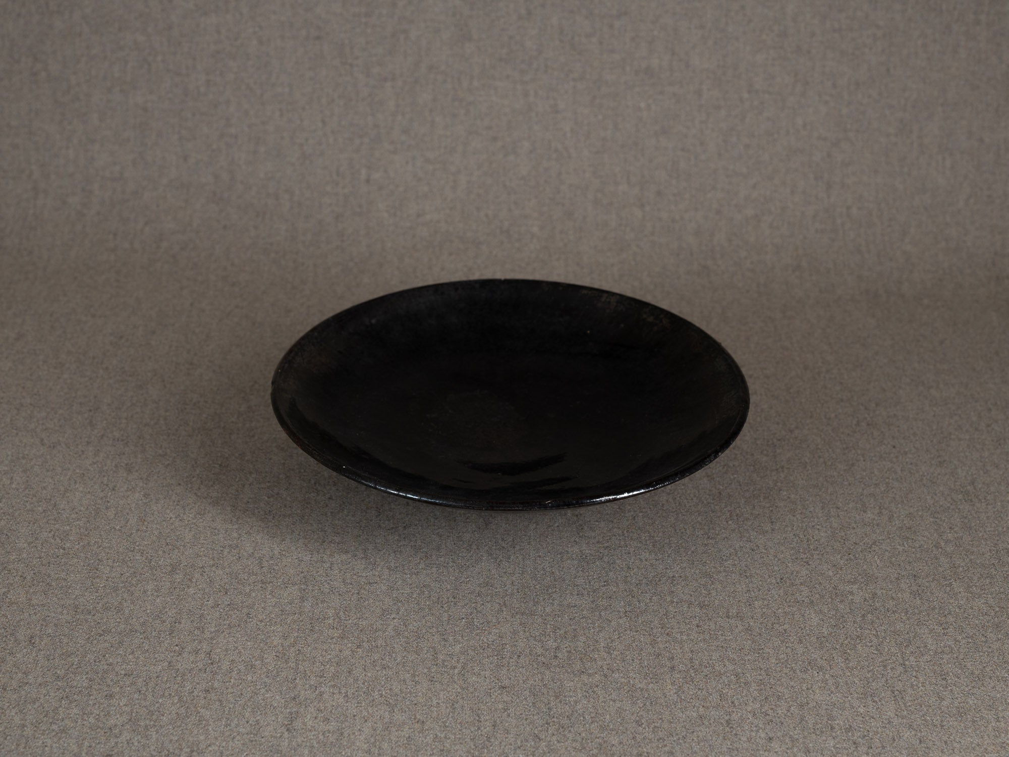 Rare coupe circulaire d'Étienne Noël à Dieulefit, France (vers 1936-39)..Rare circular bowl by Étienne Noël in Dieulefit, France (circa 1936-39)