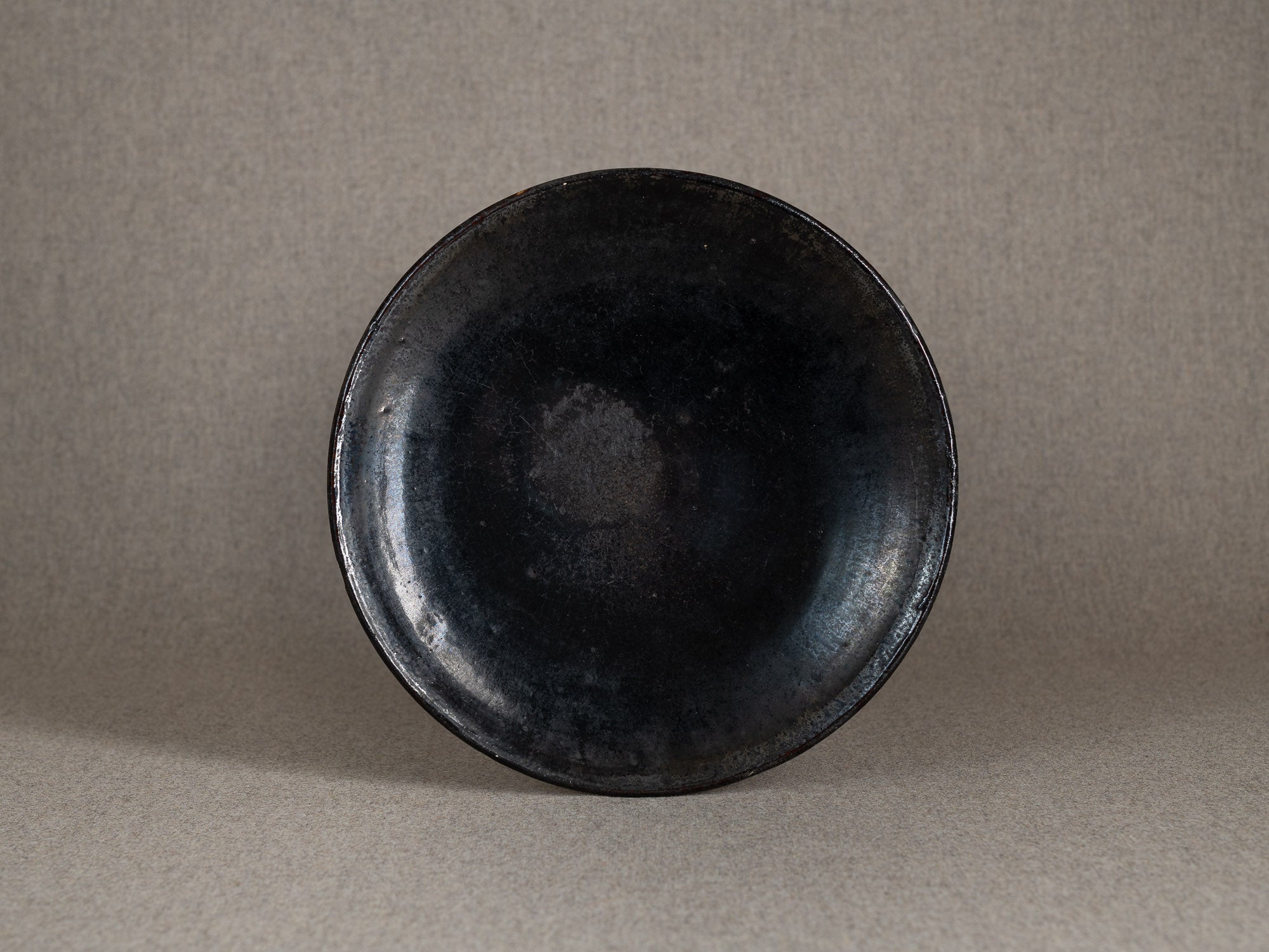 Rare coupe circulaire d'Étienne Noël à Dieulefit, France (vers 1936-39)..Rare circular bowl by Étienne Noël in Dieulefit, France (circa 1936-39)
