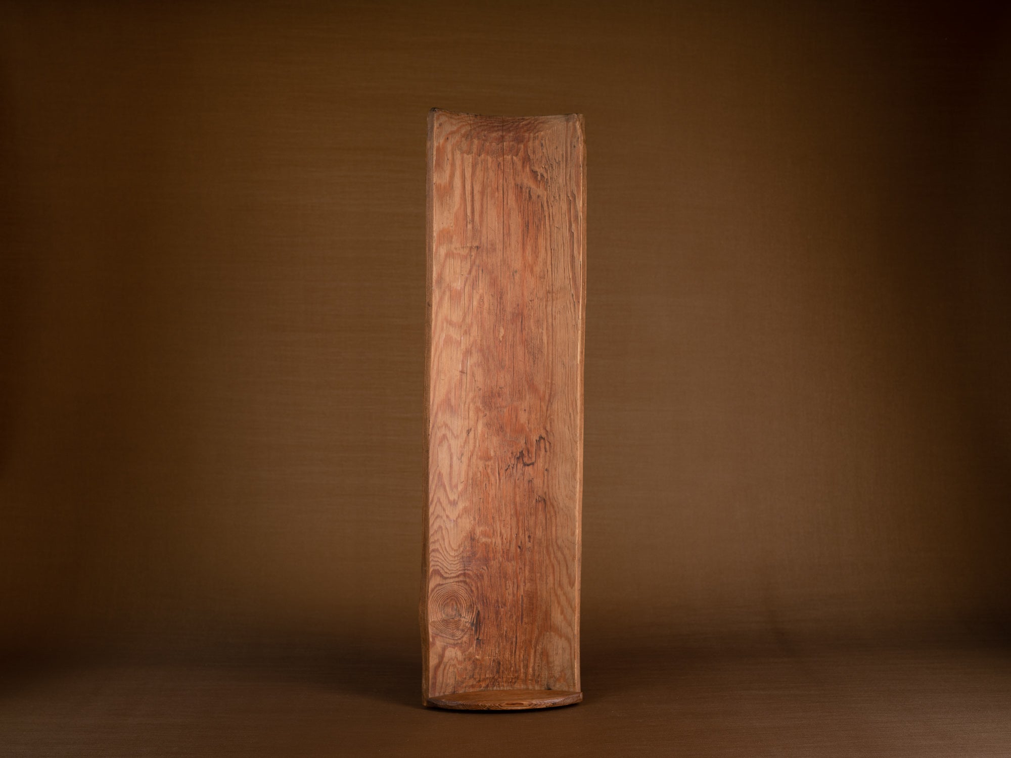 Planche à laver monoxyle en bouleau, Suède (1851)..Peasant birch washboard, Sweden (1851)