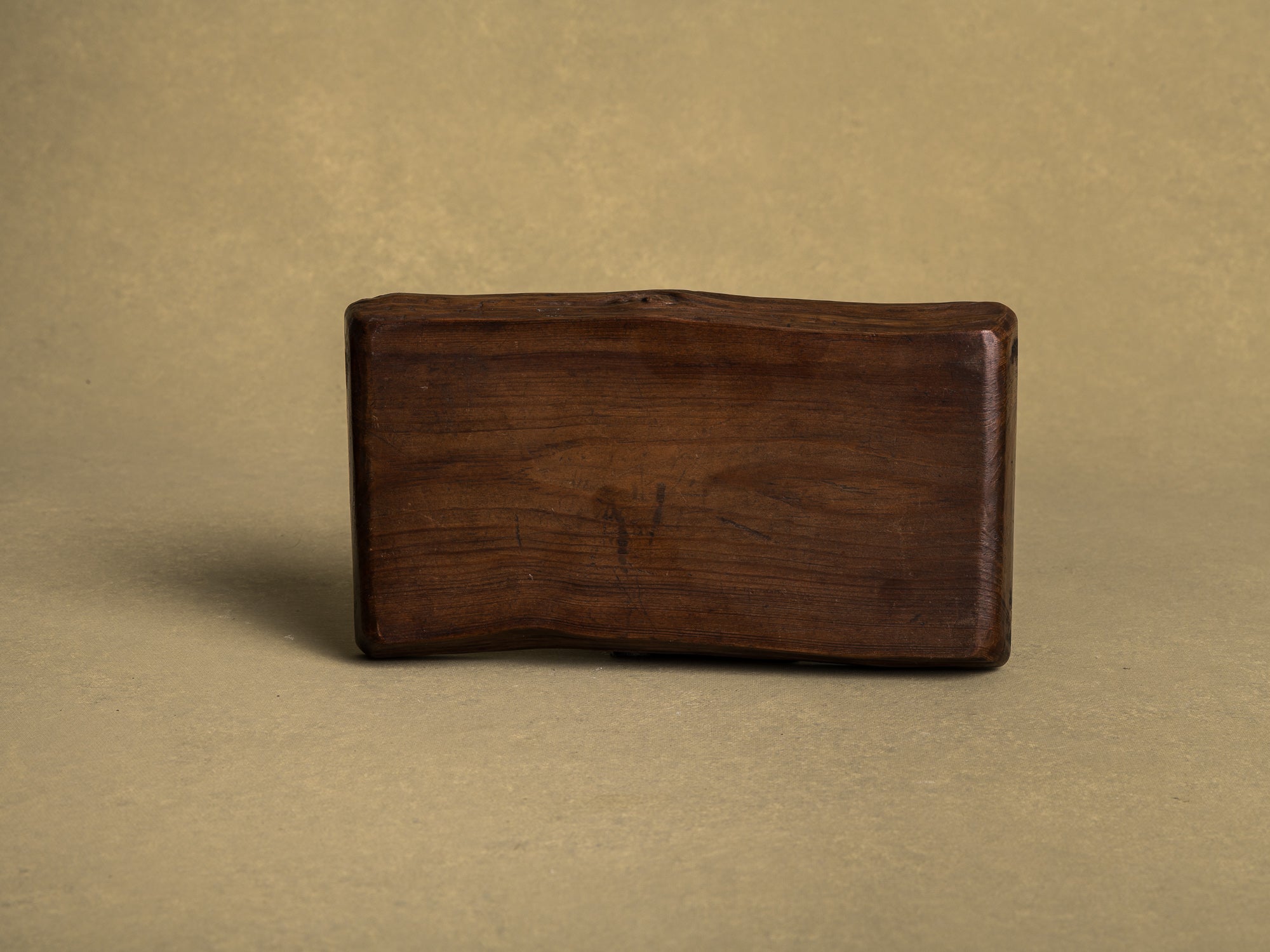 Coupe monoxyle / plateau à thé pour la cérémonie du thé Gyokuro, Japon (vers 1900)..Bowl / Mingei tea tray for senchabon Gyokuro tea ceremony, Japan (circa 1900)