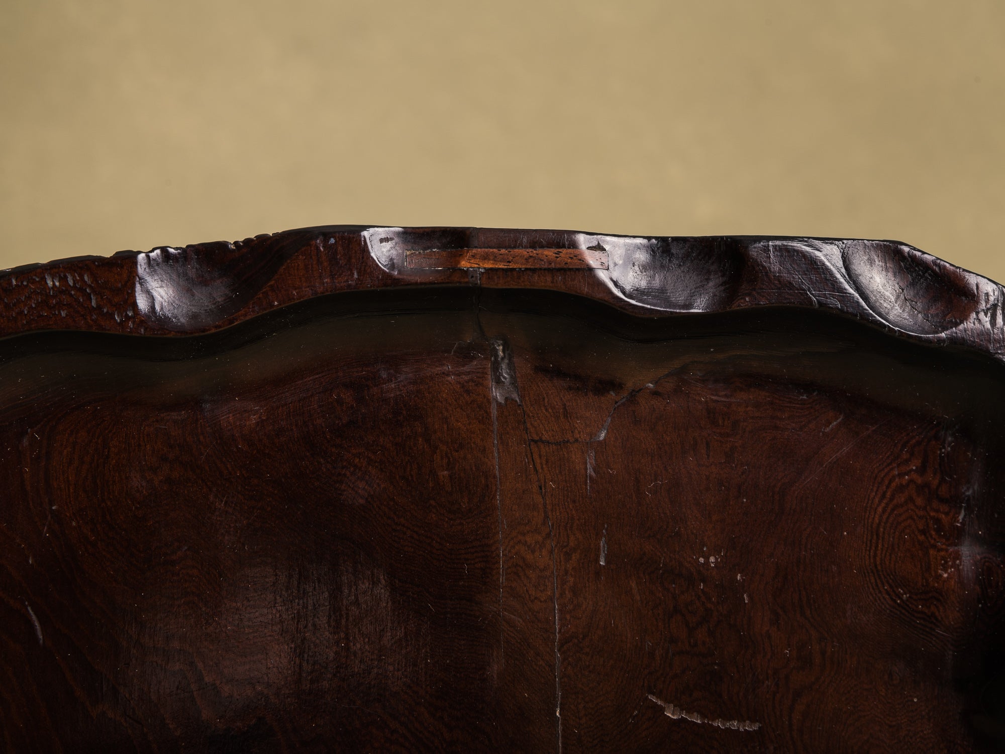 Coupe monoxyle / plateau à thé pour la cérémonie du thé, Japon (vers 1850-80)..Bowl / Mingei tea tray for senchabon tea ceremony, Japan (circa 1850-80)