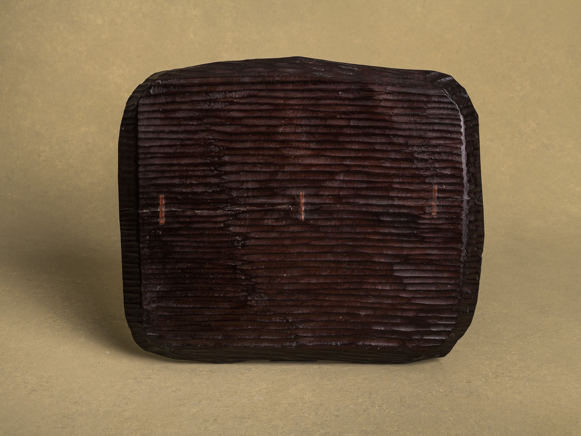 Coupe monoxyle / plateau à thé pour la cérémonie du thé, Japon (vers 1850-80)..Bowl / Mingei tea tray for senchabon tea ceremony, Japan (circa 1850-80)