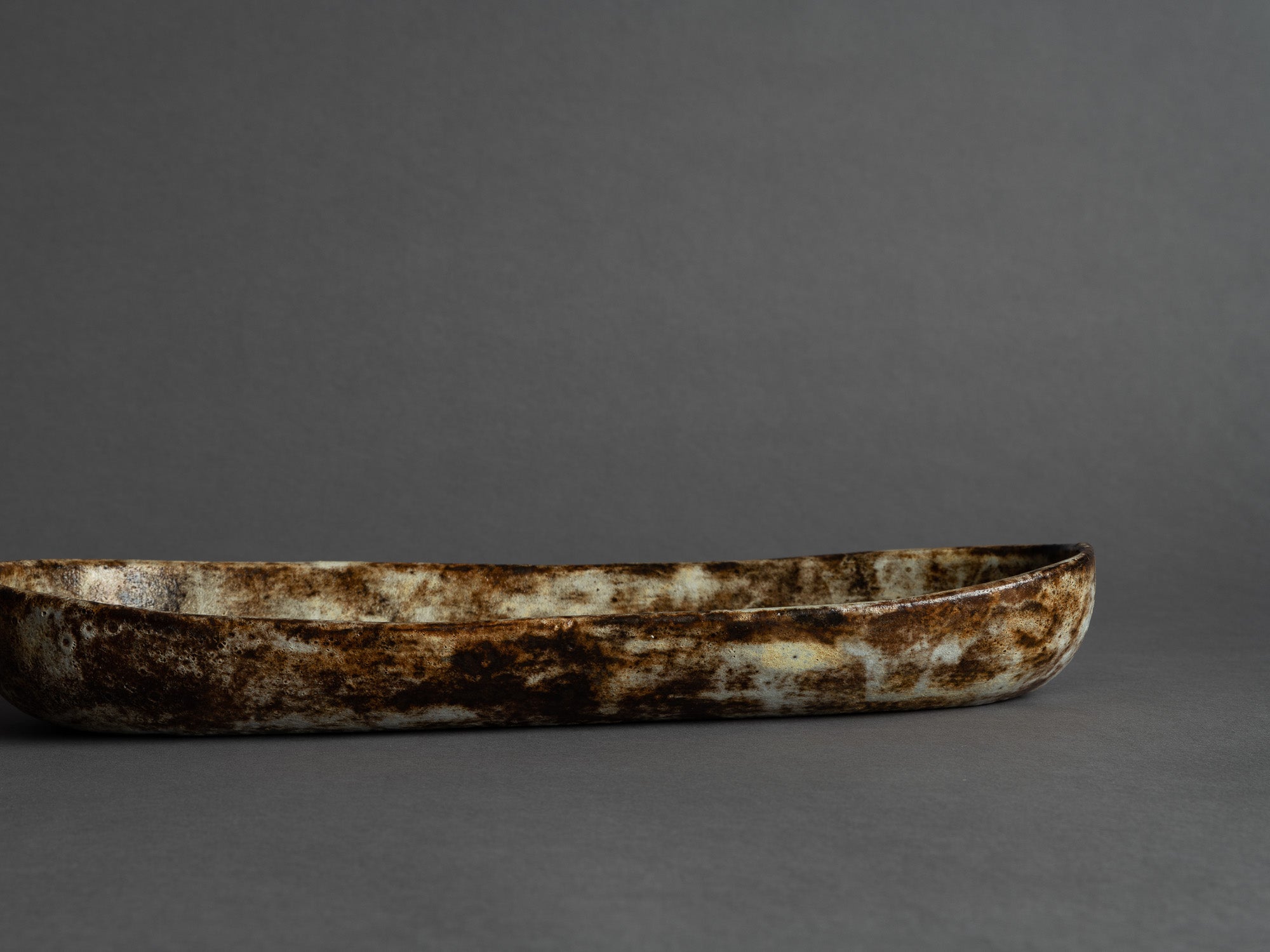 Grande coupe d'Alexandre Kostanda, France (vers 1960)..Large Bowl by Alexandre Kostanda, France (circa 1960)