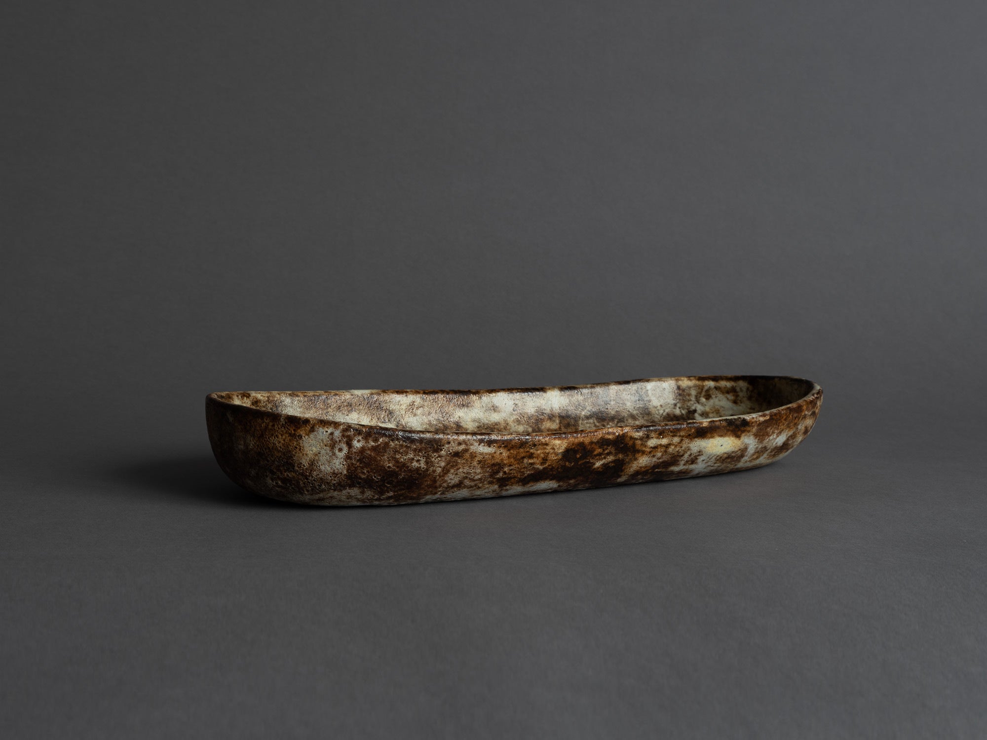 Grande coupe d'Alexandre Kostanda, France (vers 1960)..Large Bowl by Alexandre Kostanda, France (circa 1960)