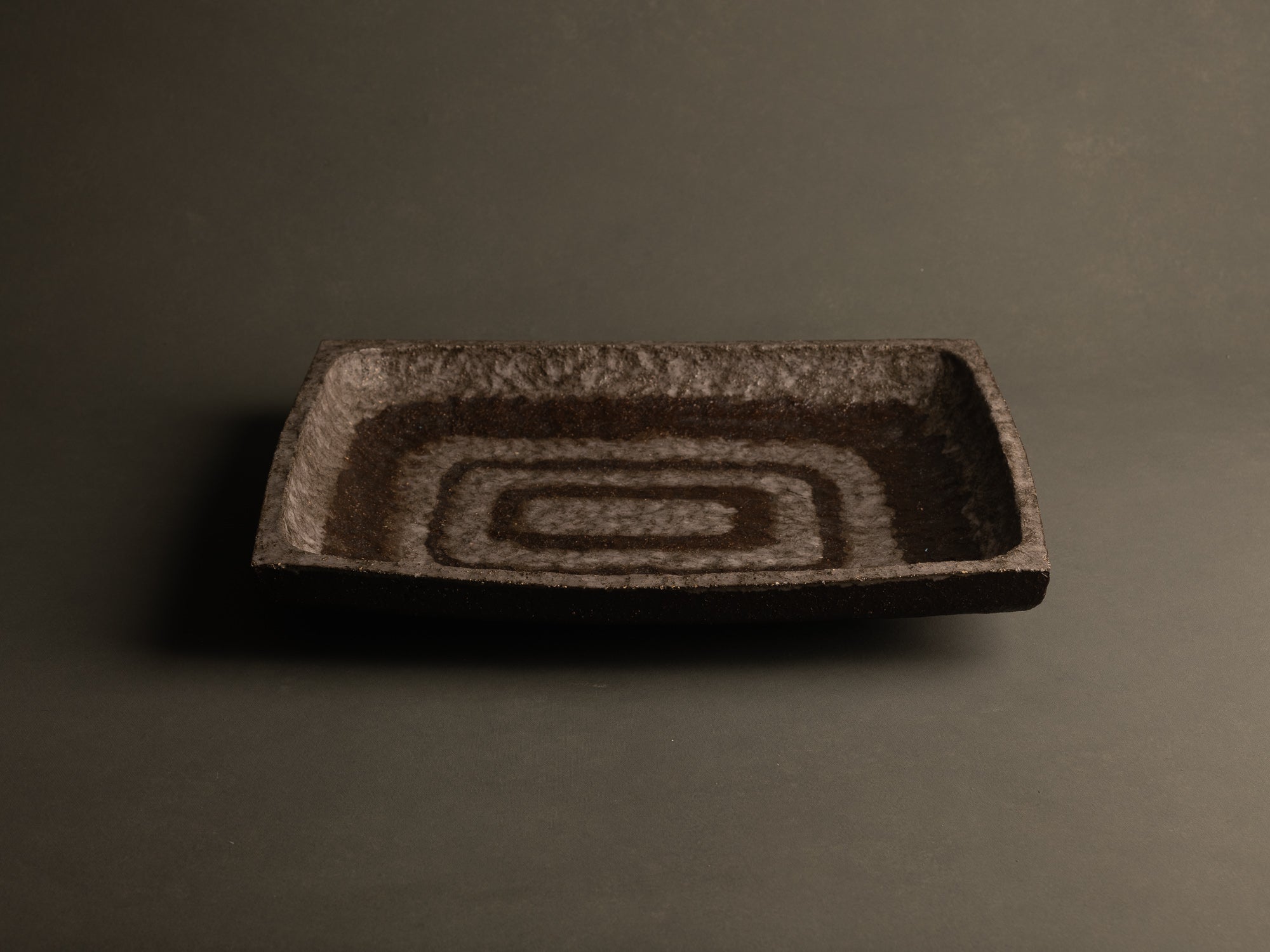 Grande coupe vide‑poche, centre de table, France (vers 1960)..Huge coffe table bowl in the style of André Borderie, France (circa 1960)