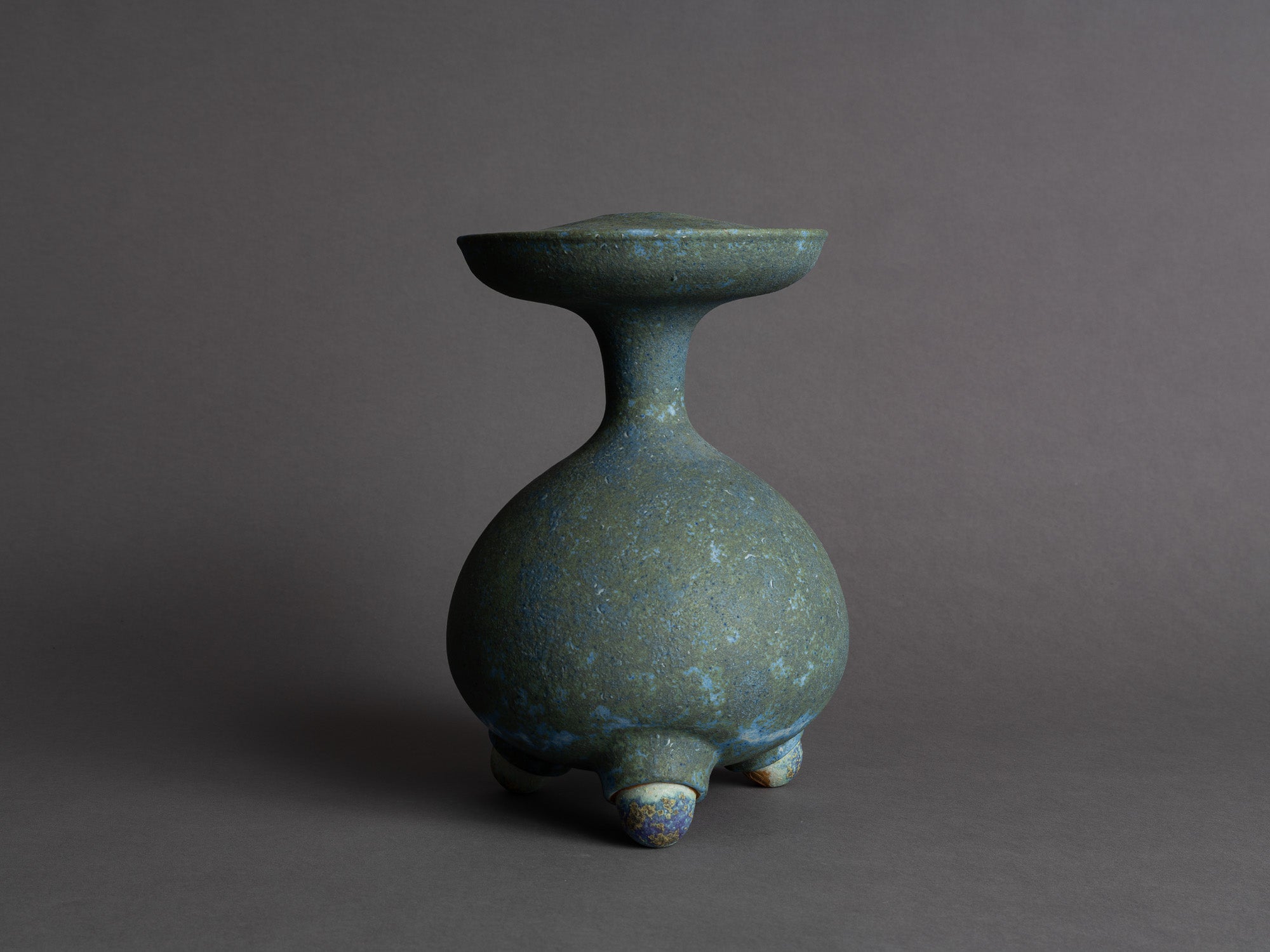 Vase biomorphique de Daniel Cavey, Italie (vers 2010)..Biomorphic sculptural vase by Daniel Cavey, Italy (circa 2010)