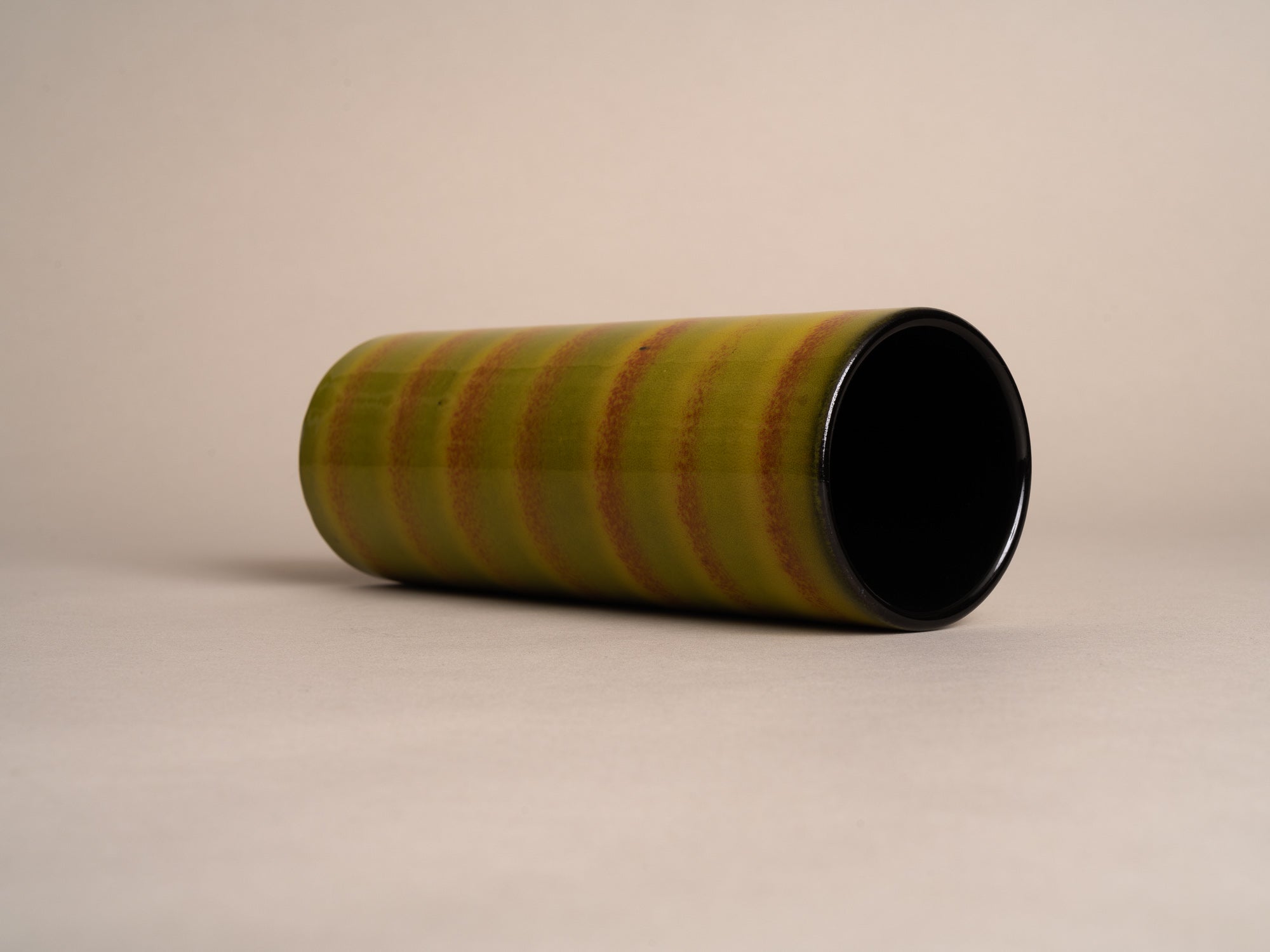 Vase rouleau de Fernand Elchinger à soufflenheim, France (vers 1957-58)..Cylindric vase by Fernand Elchinger in soufflenheim, France (circa 1957-58)