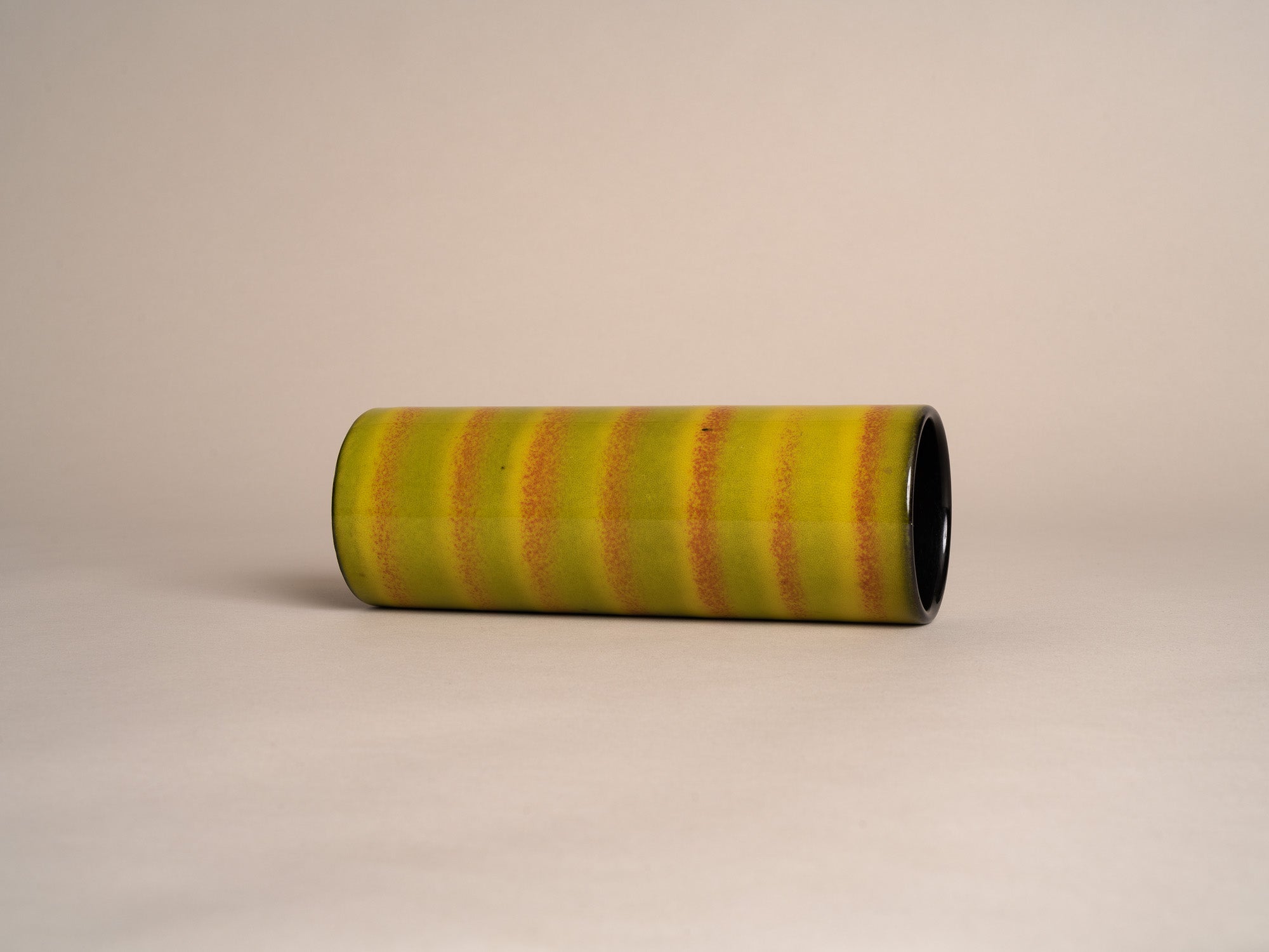 Vase rouleau de Fernand Elchinger à soufflenheim, France (vers 1957-58)..Cylindric vase by Fernand Elchinger in soufflenheim, France (circa 1957-58)