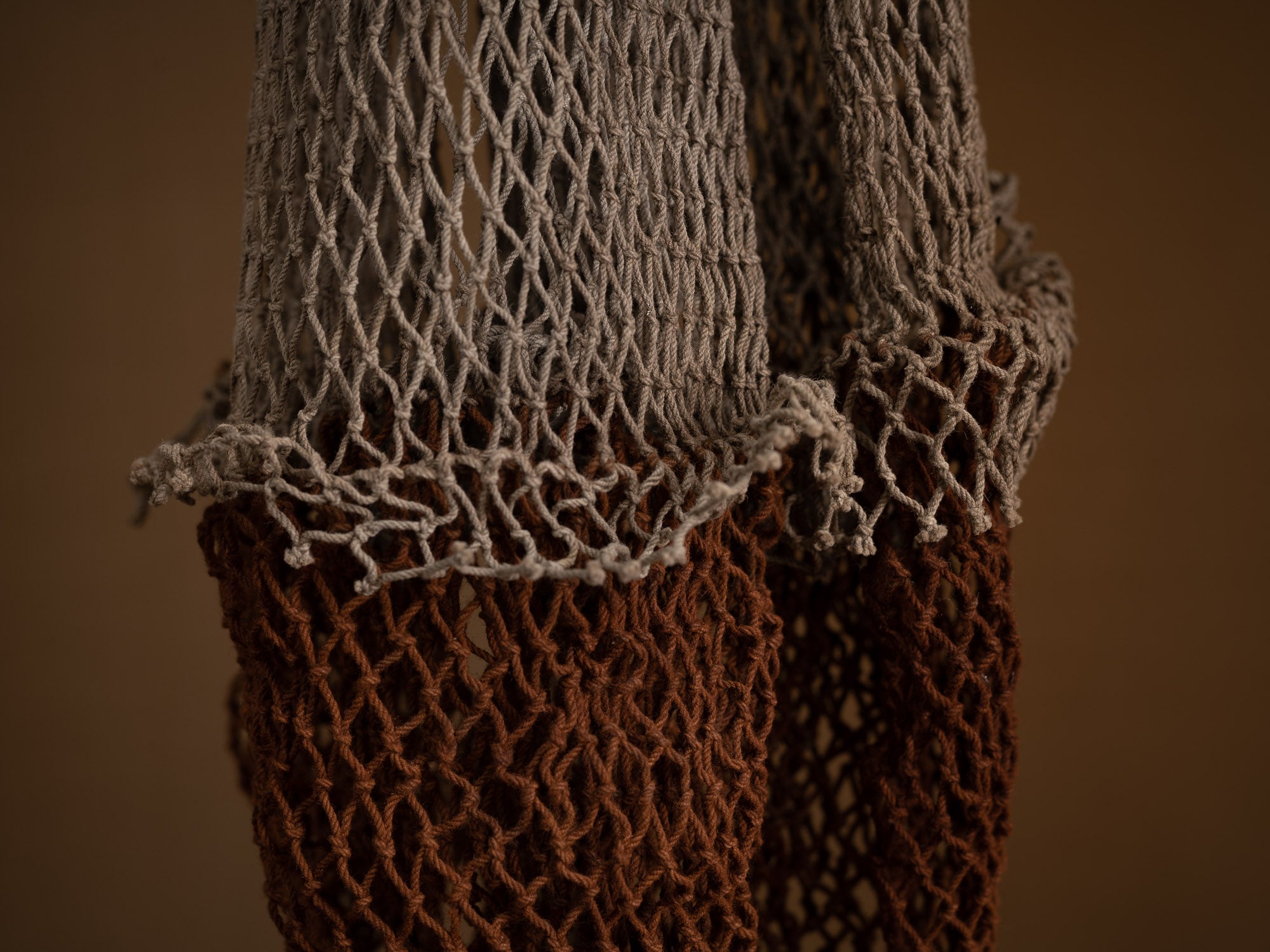 Mitate mono, paire de filets anciens en coton, Suède (Début du XXe siècle)..Mitate mono, pair of old cotton fishing nets, Sweden (early 20th century)