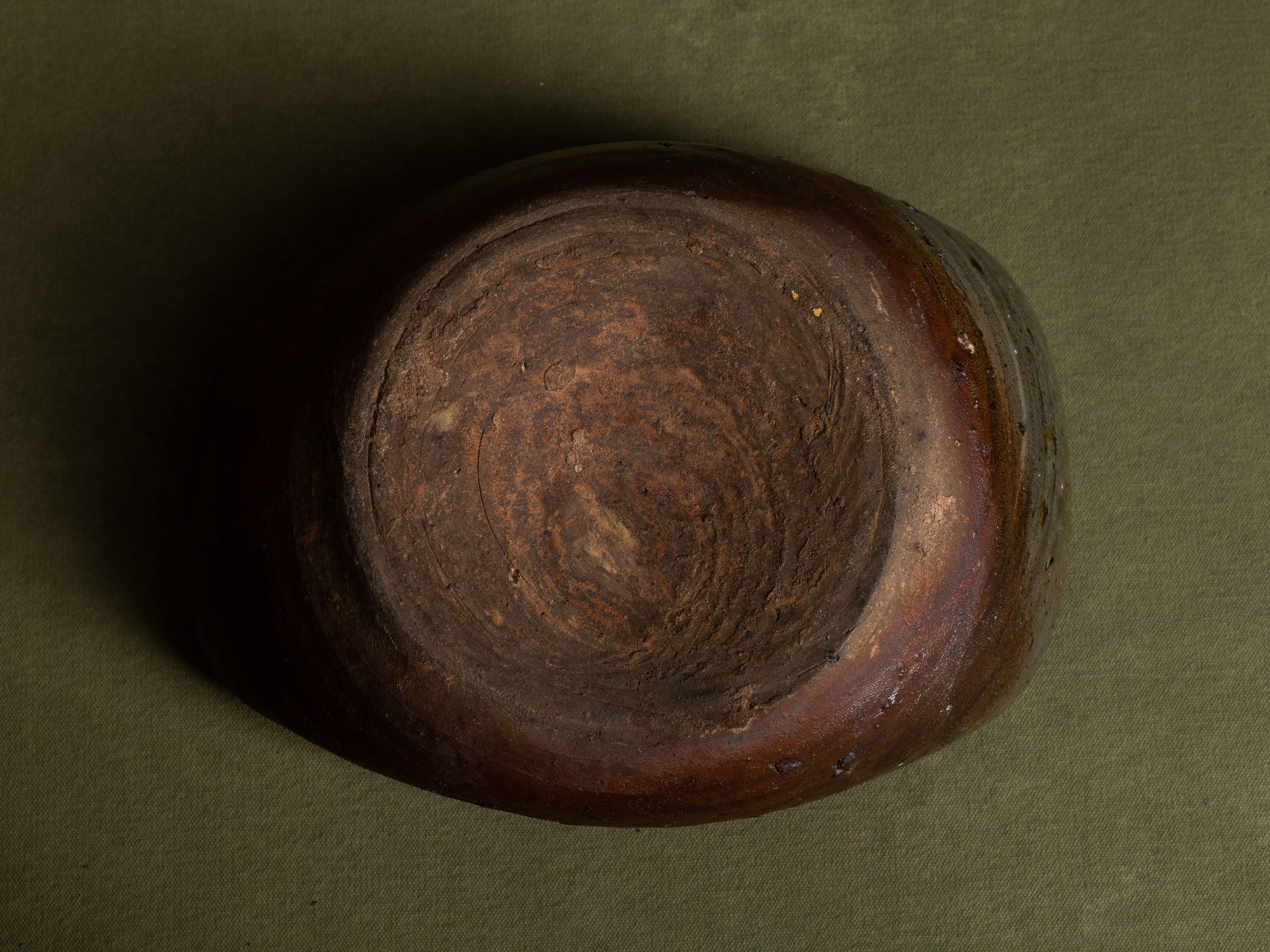 Coupe de forme libre en grès de la Borne, France (début du XXe siècle)..Stoneware free form bowl from La Borne, France (early 20th century)