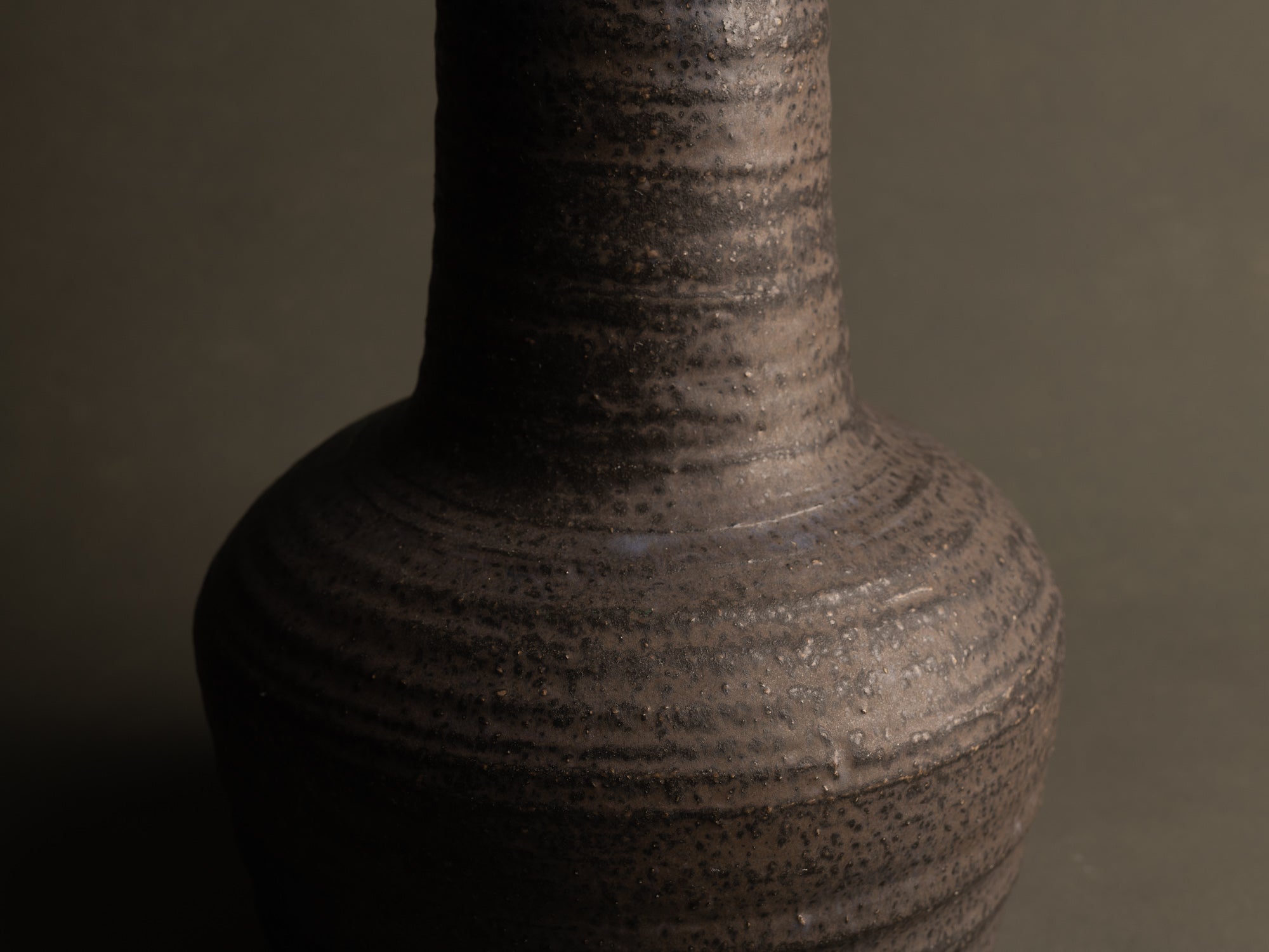 Monumental vase de sol par Piet Knepper pour Mobach, Pays-Bas (1971)..Huge floor Vase by Piet Knepper for Mobach, Netherlands (1971)