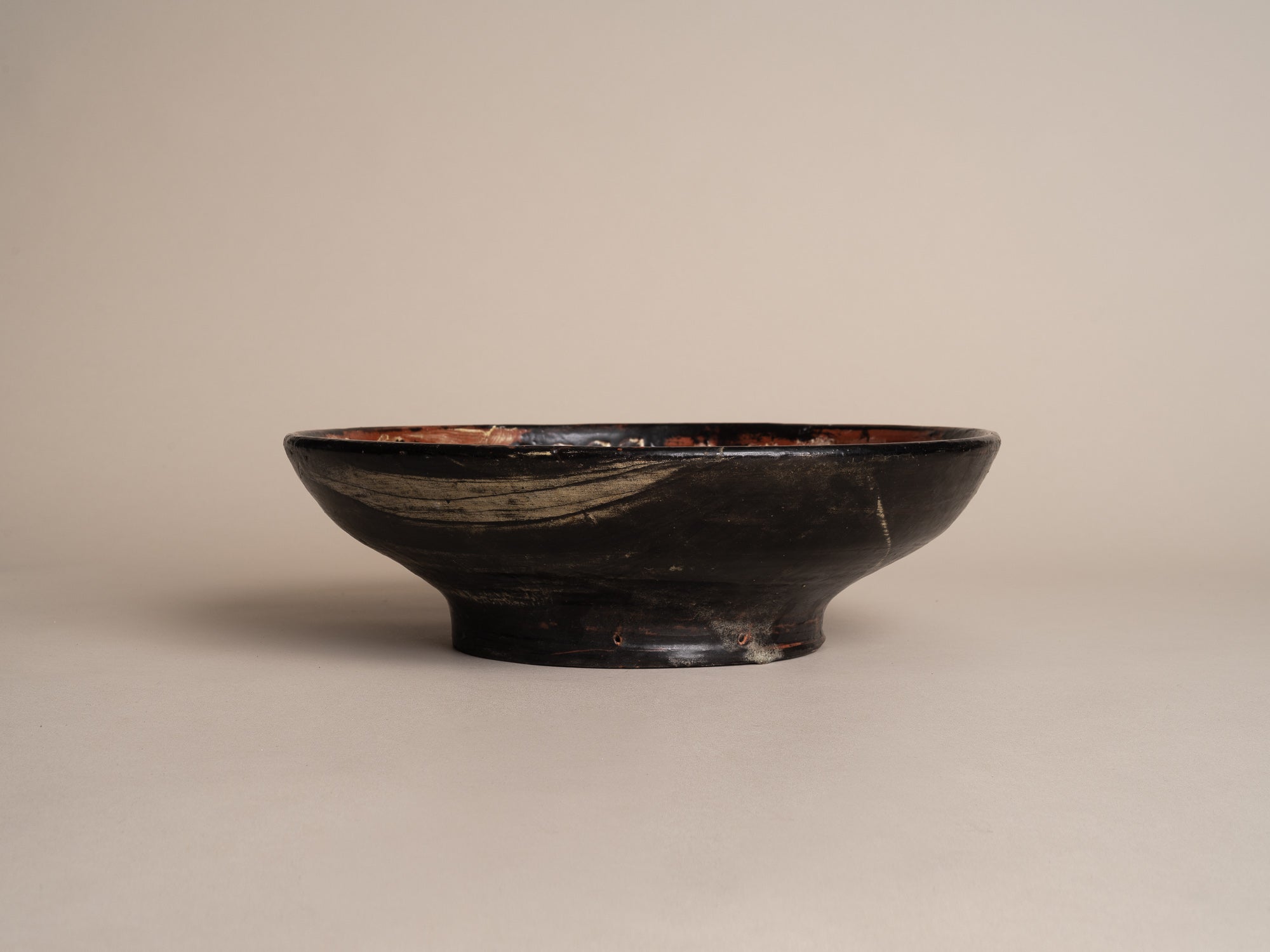 Rare coupe murale par Hertha Hillfon, Suède (1964)..Early ceramic Wall hanging bowl by Hertha Hillfon, Sweden (1964)