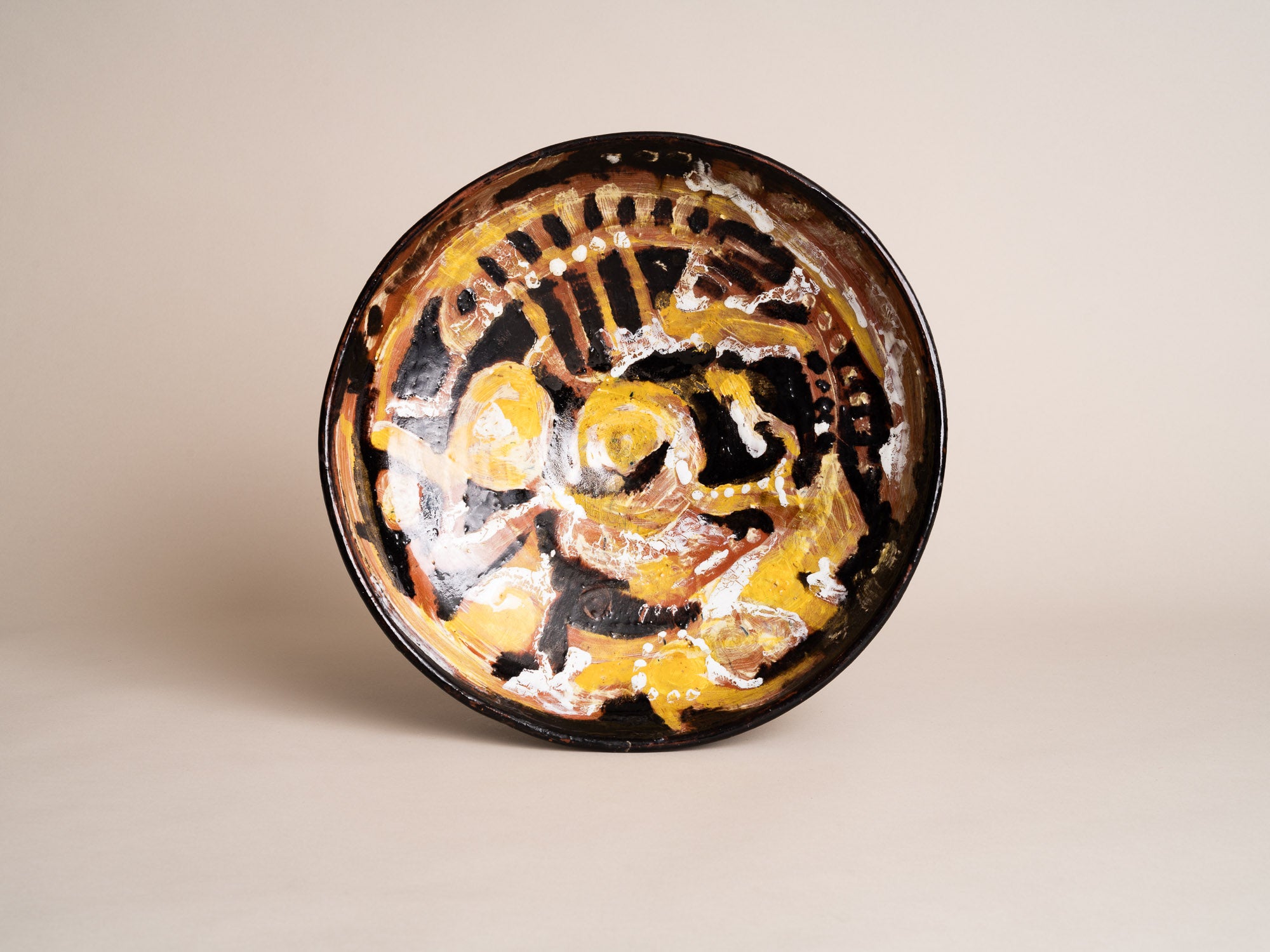 Rare coupe murale par Hertha Hillfon, Suède (1964)..Early ceramic Wall hanging bowl by Hertha Hillfon, Sweden (1964)