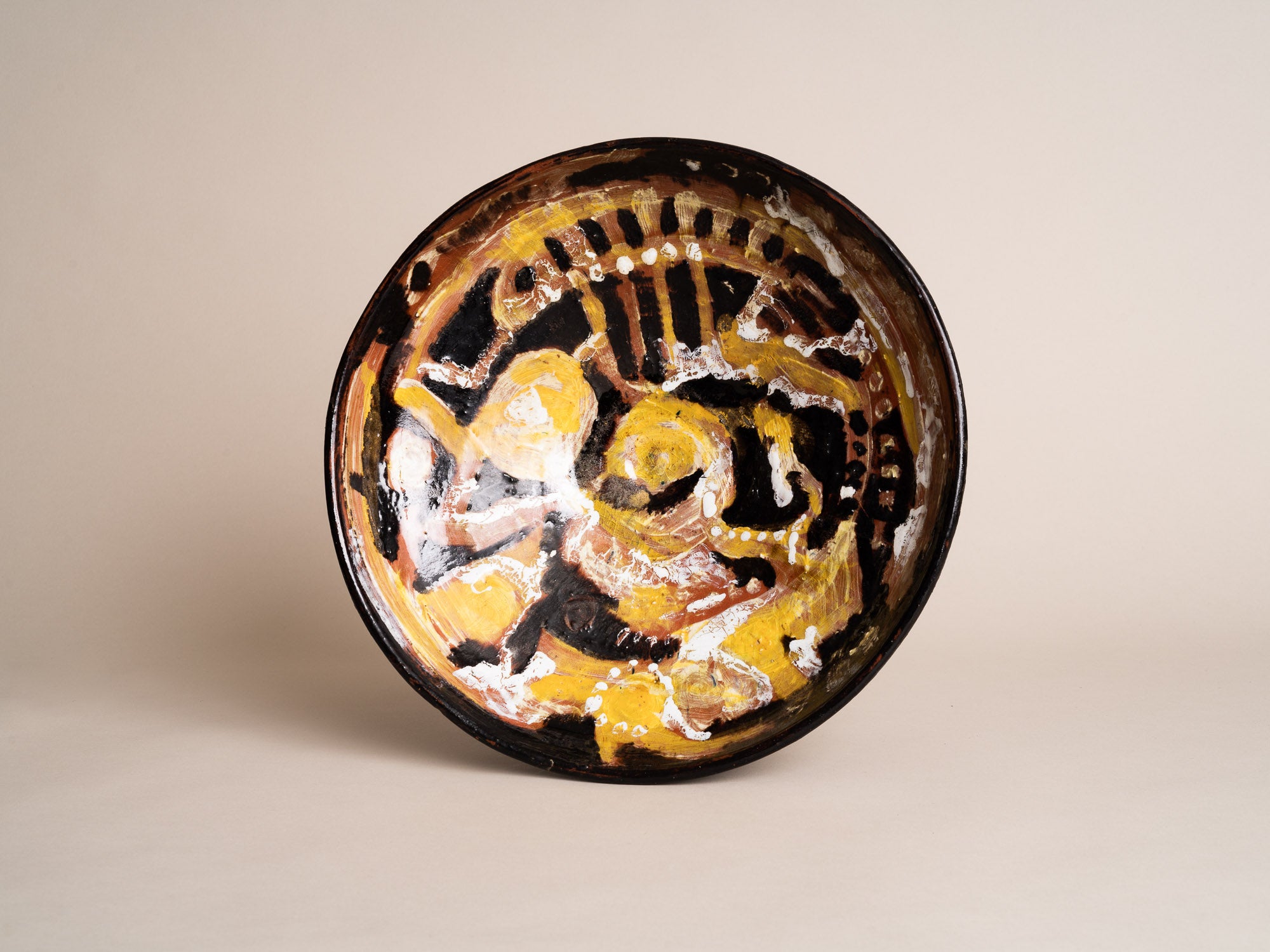 Rare coupe murale par Hertha Hillfon, Suède (1964)..Early ceramic Wall hanging bowl by Hertha Hillfon, Sweden (1964)