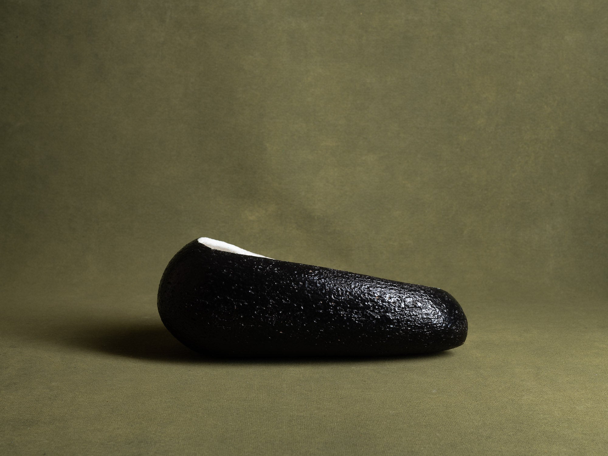 Importante coupe biomorphique par Hugo de Putter & Ria Blansaer pour Hugria, Belgique (vers 1963)..Large biomorphic bowl by Hugo de Putter & Victoria Blansaer for Hugria, Belgium (circa 1963)