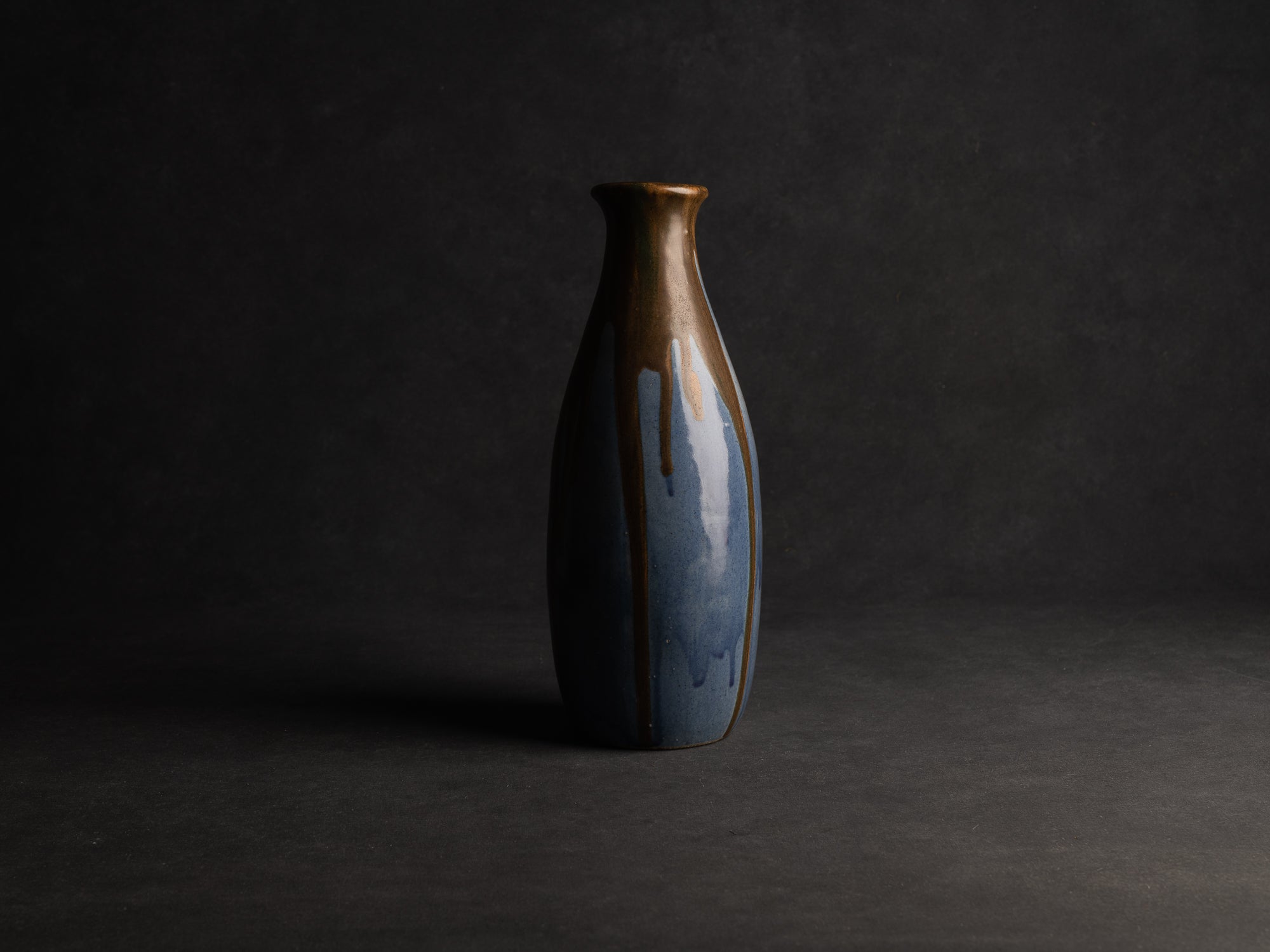 Important vase en grès de Léon Pointu, Atelier Pointu, France (vers 1930)..School of Carriès Large stoneware vase by Léon Pointu, Atelier Pointu, France (circa 1930)