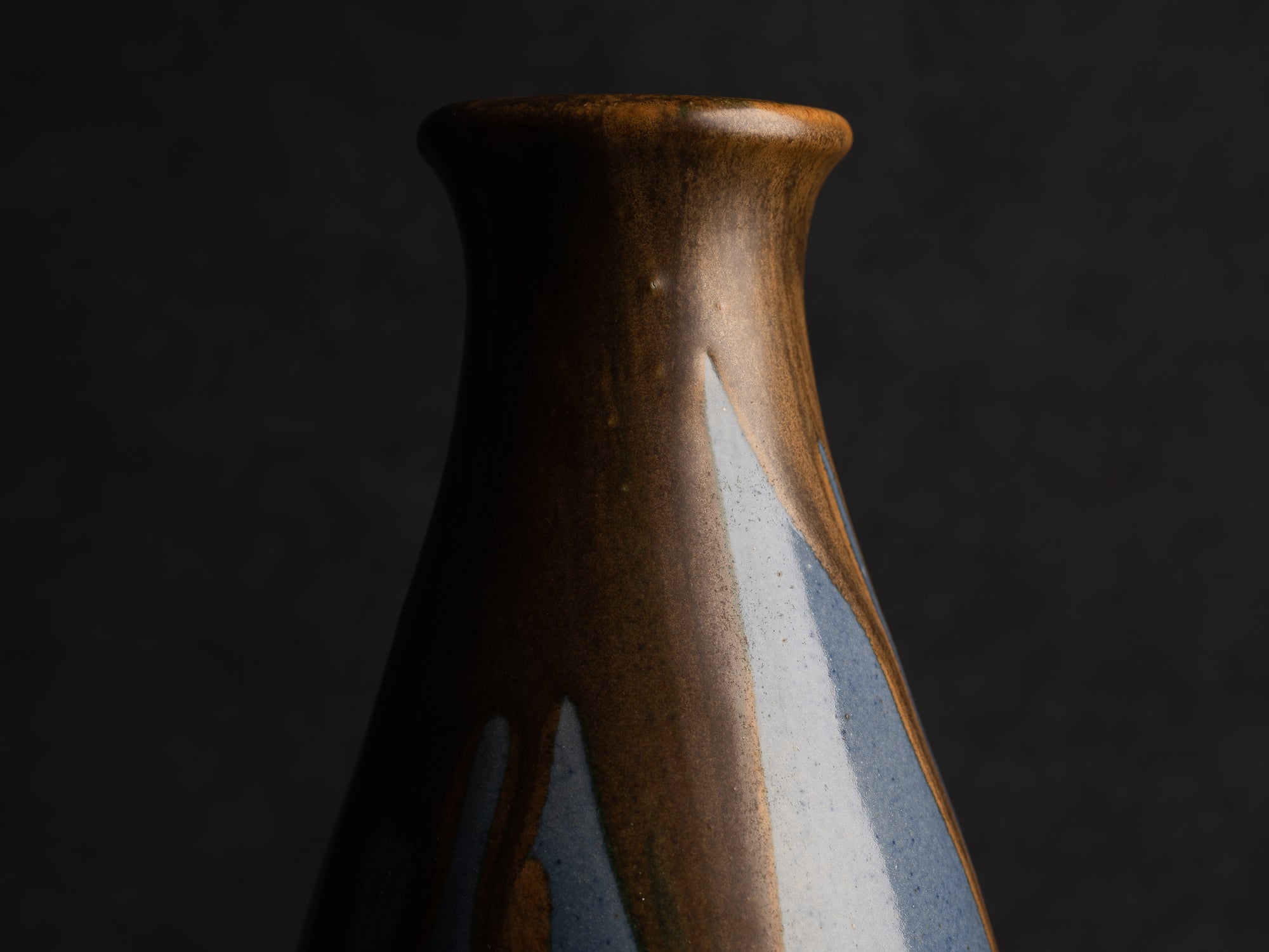 Important vase en grès de Léon Pointu, Atelier Pointu, France (vers 1930)..School of Carriès Large stoneware vase by Léon Pointu, Atelier Pointu, France (circa 1930)